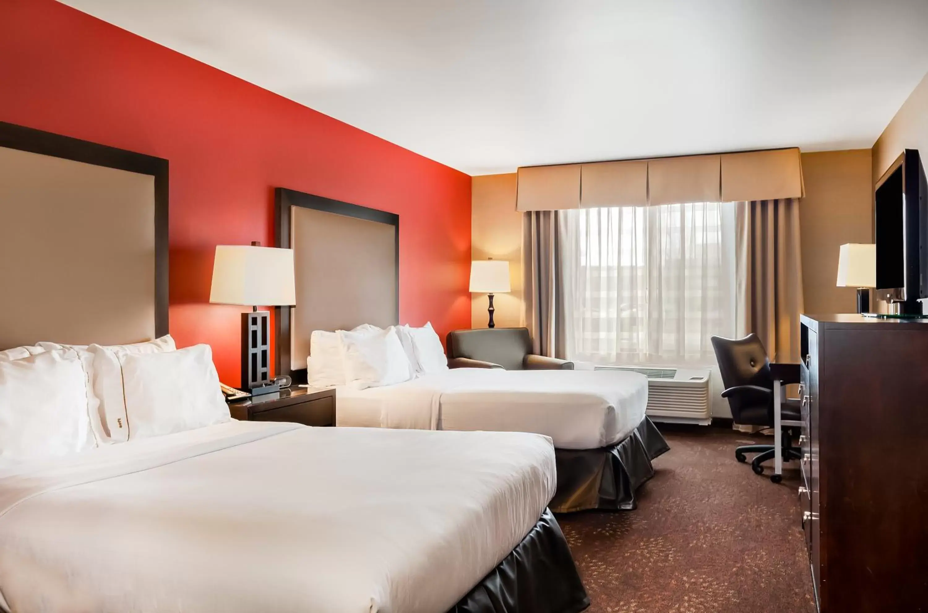 Photo of the whole room in Holiday Inn Express and Suites Missoula, an IHG Hotel