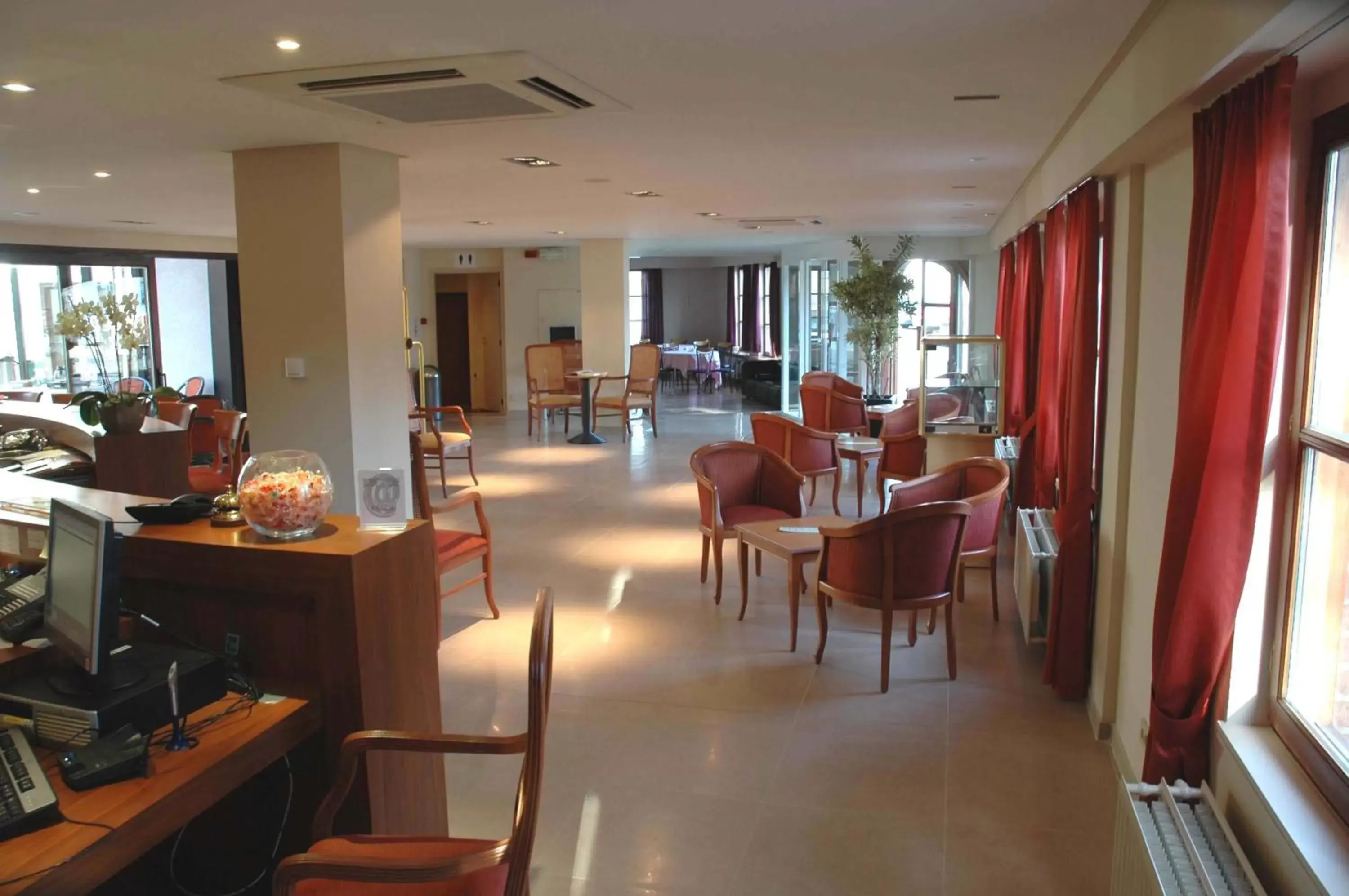 Lobby or reception, Restaurant/Places to Eat in Rosenburg Hotel Brugge