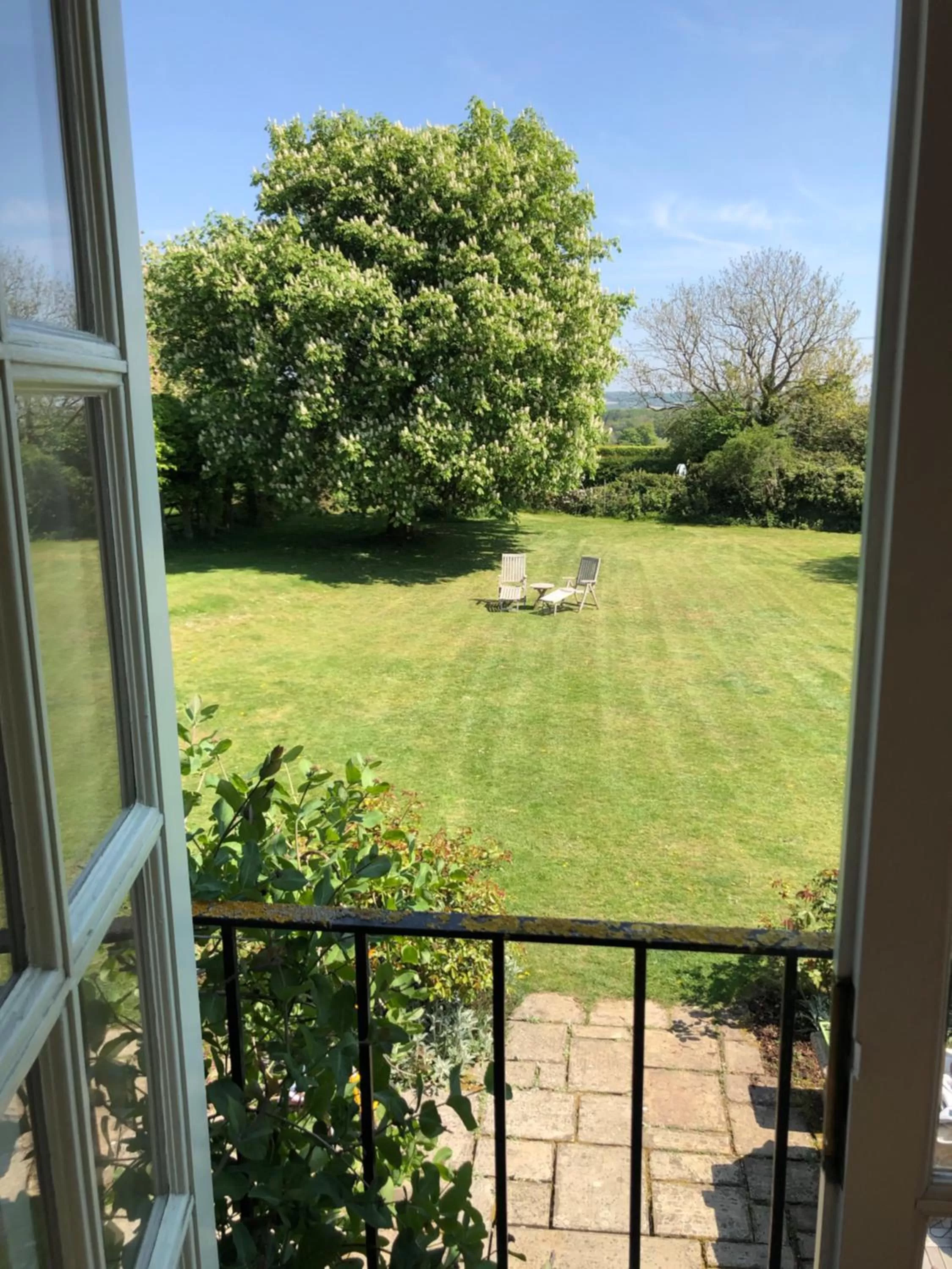 Garden in The Old School, Idbury, OX7 6RU