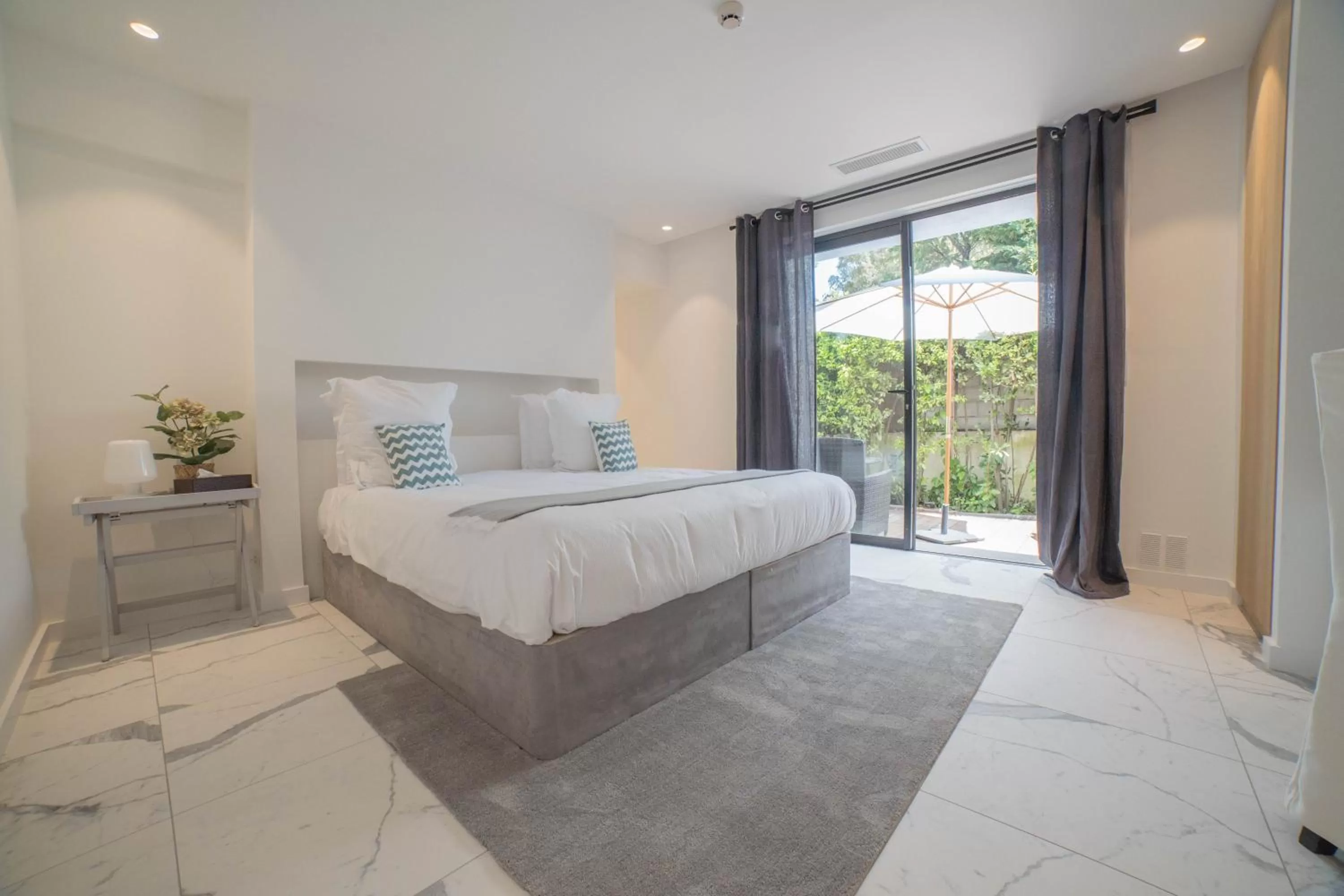 Bed in Hotel le Mandala