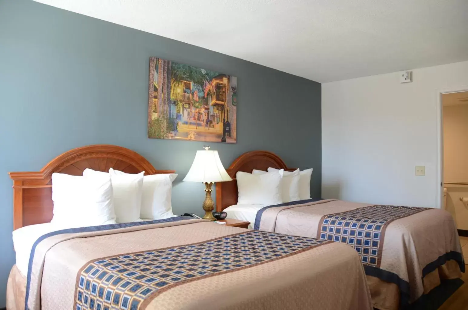Bedroom, Bed in Smart Stay Inn - Saint Augustine