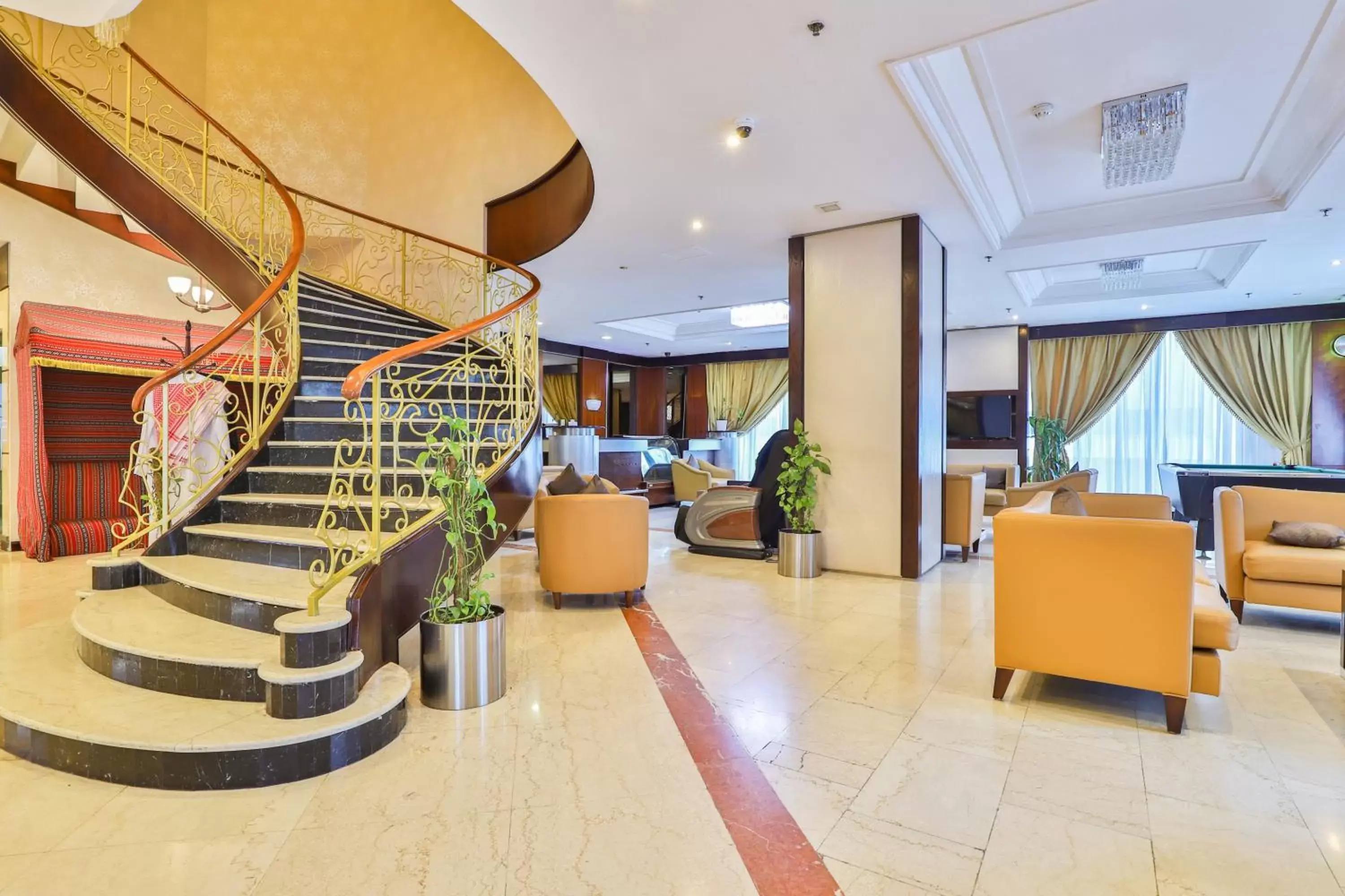 Lobby or reception, Lobby/Reception in Landmark Summit Hotel