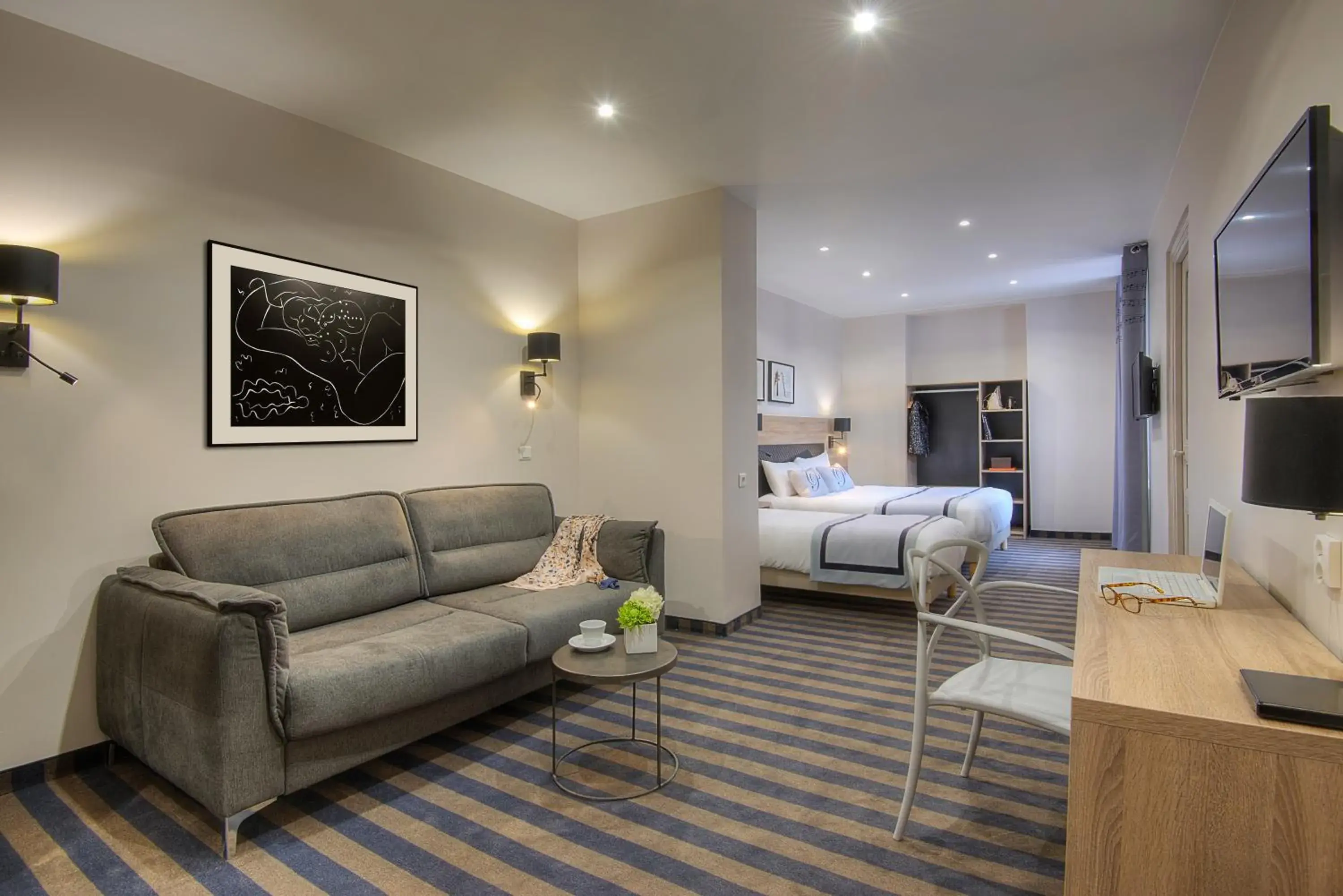 Bedroom, Seating Area in HOTEL PAGANINI