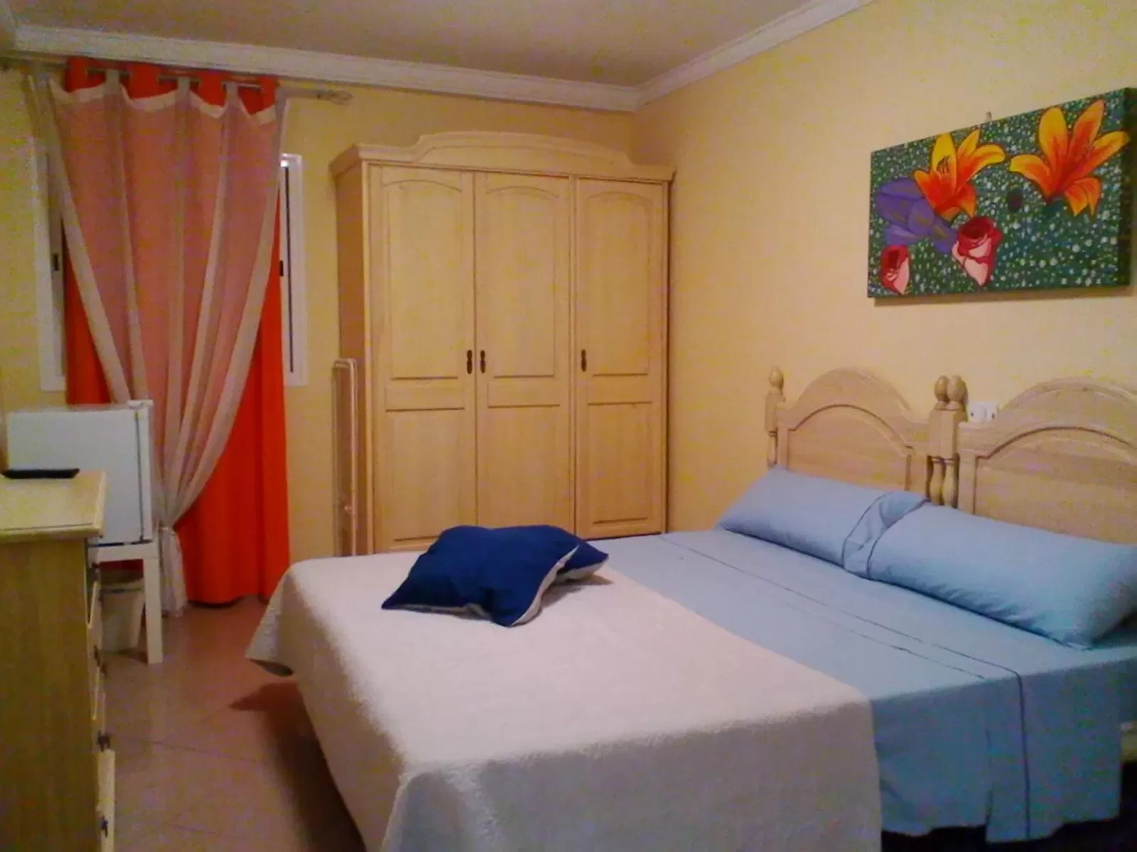 Photo of the whole room, Bed in B&B Paraiso del Sol