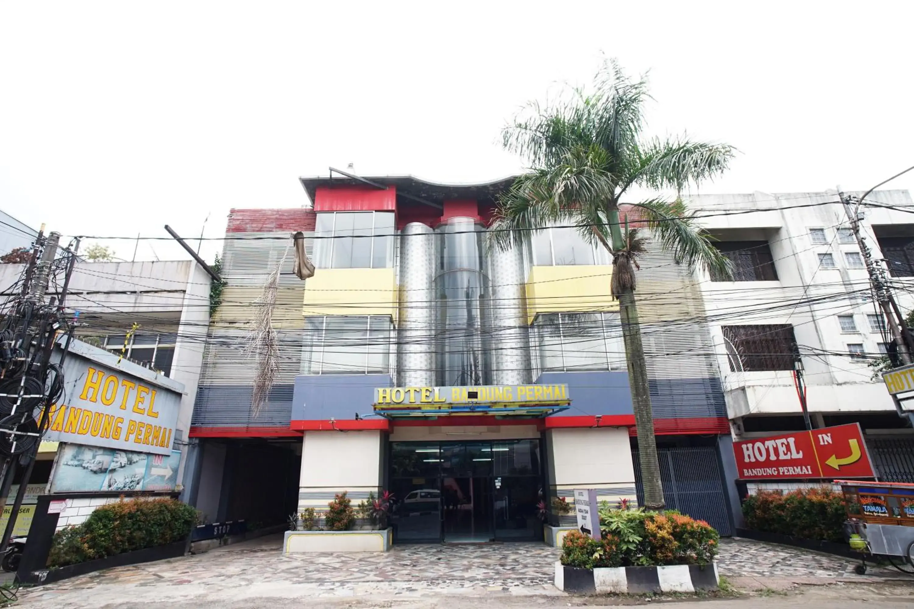 Property Building in Hotel Bandung Permai