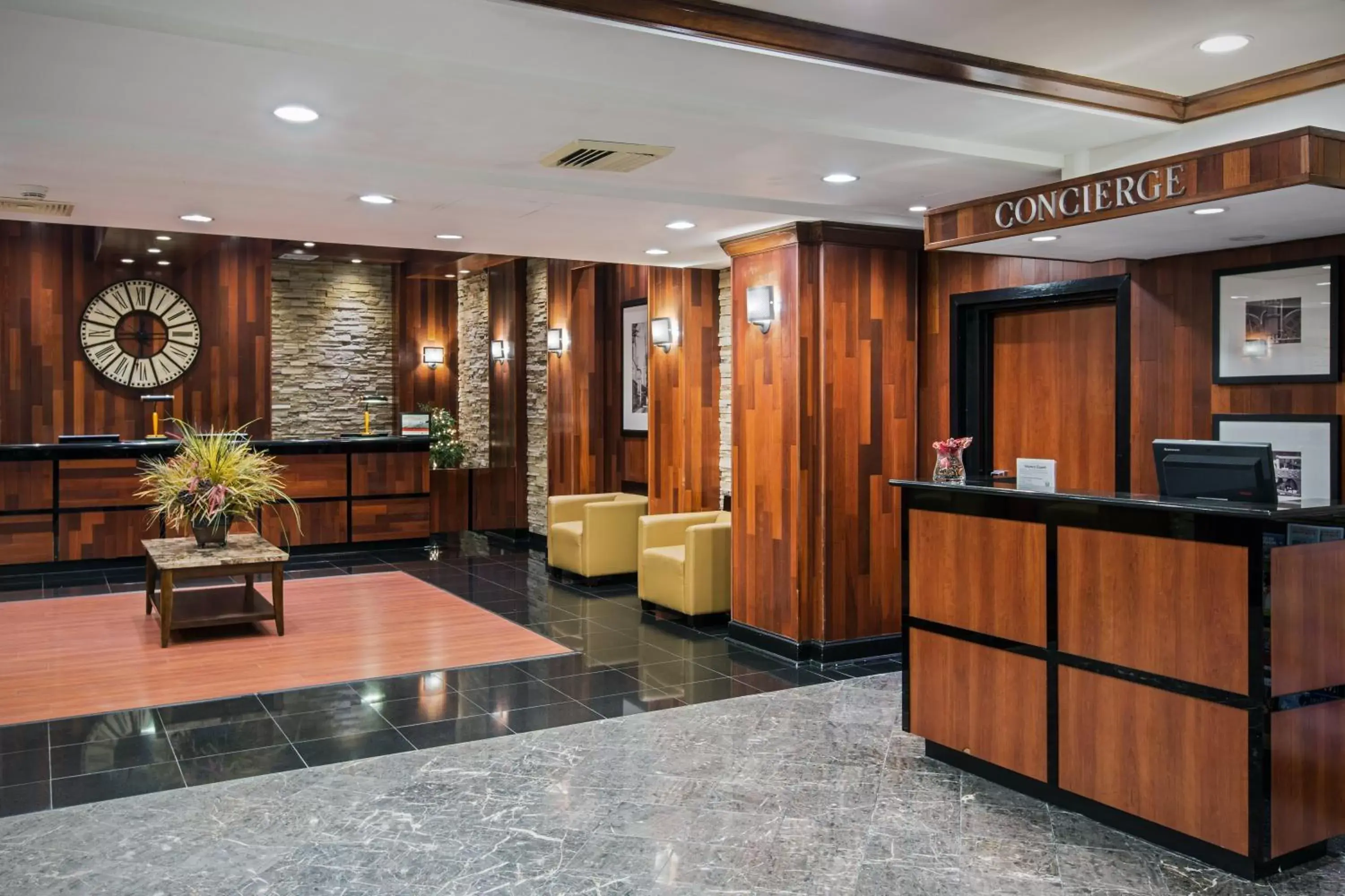 Property building, Lobby/Reception in Crowne Plaza Newark Airport, an IHG Hotel