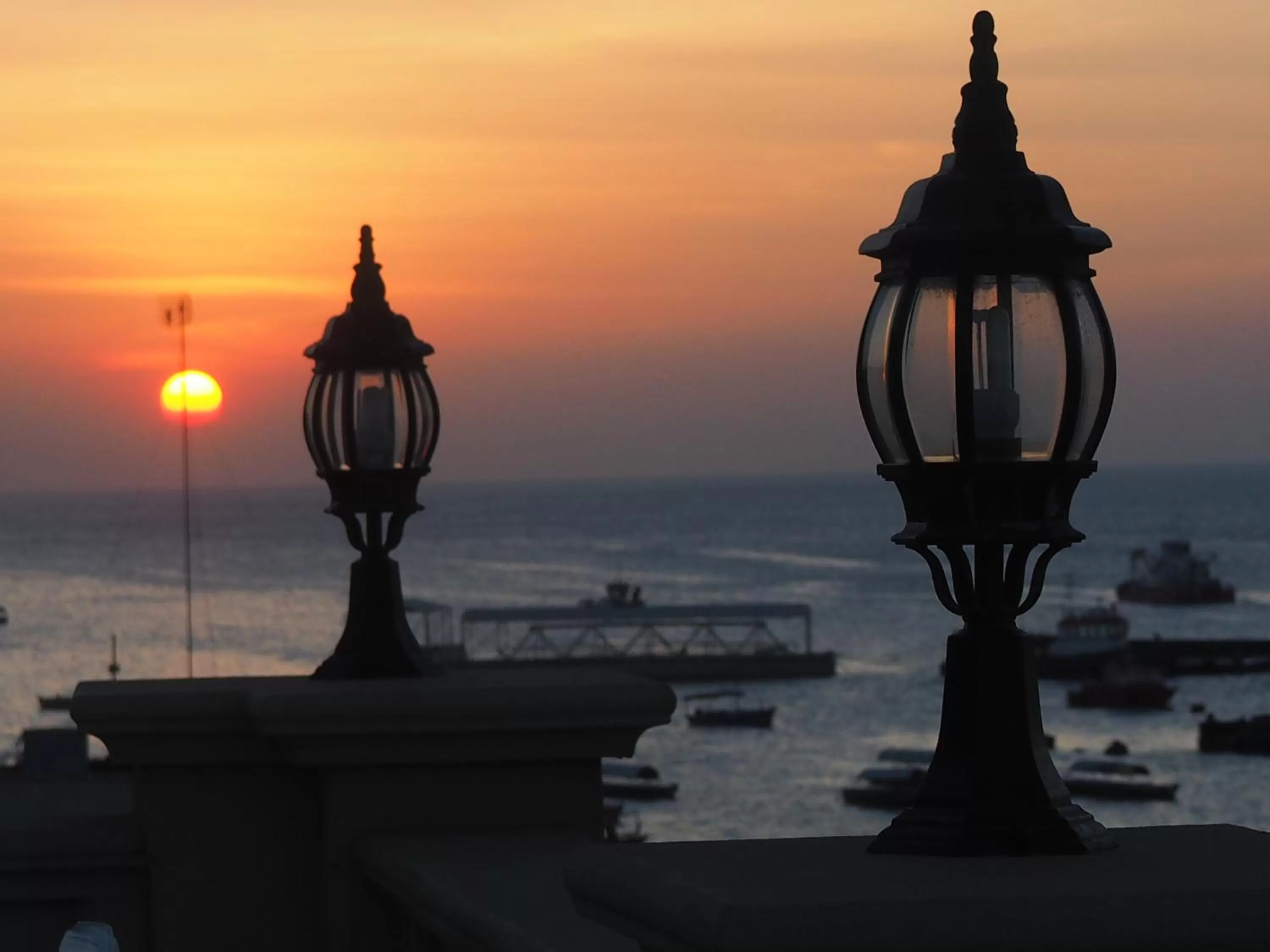 Decorative detail in Golden Tulip Stone Town Boutique
