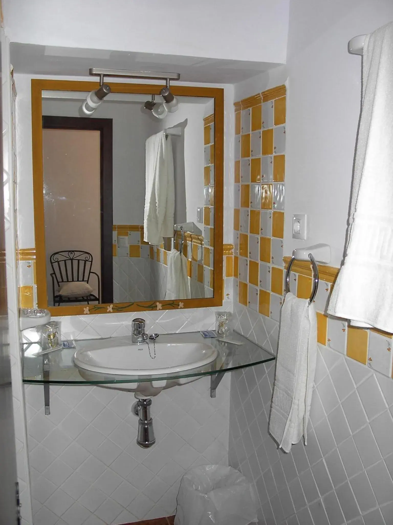 Bathroom in Casa de los Naranjos