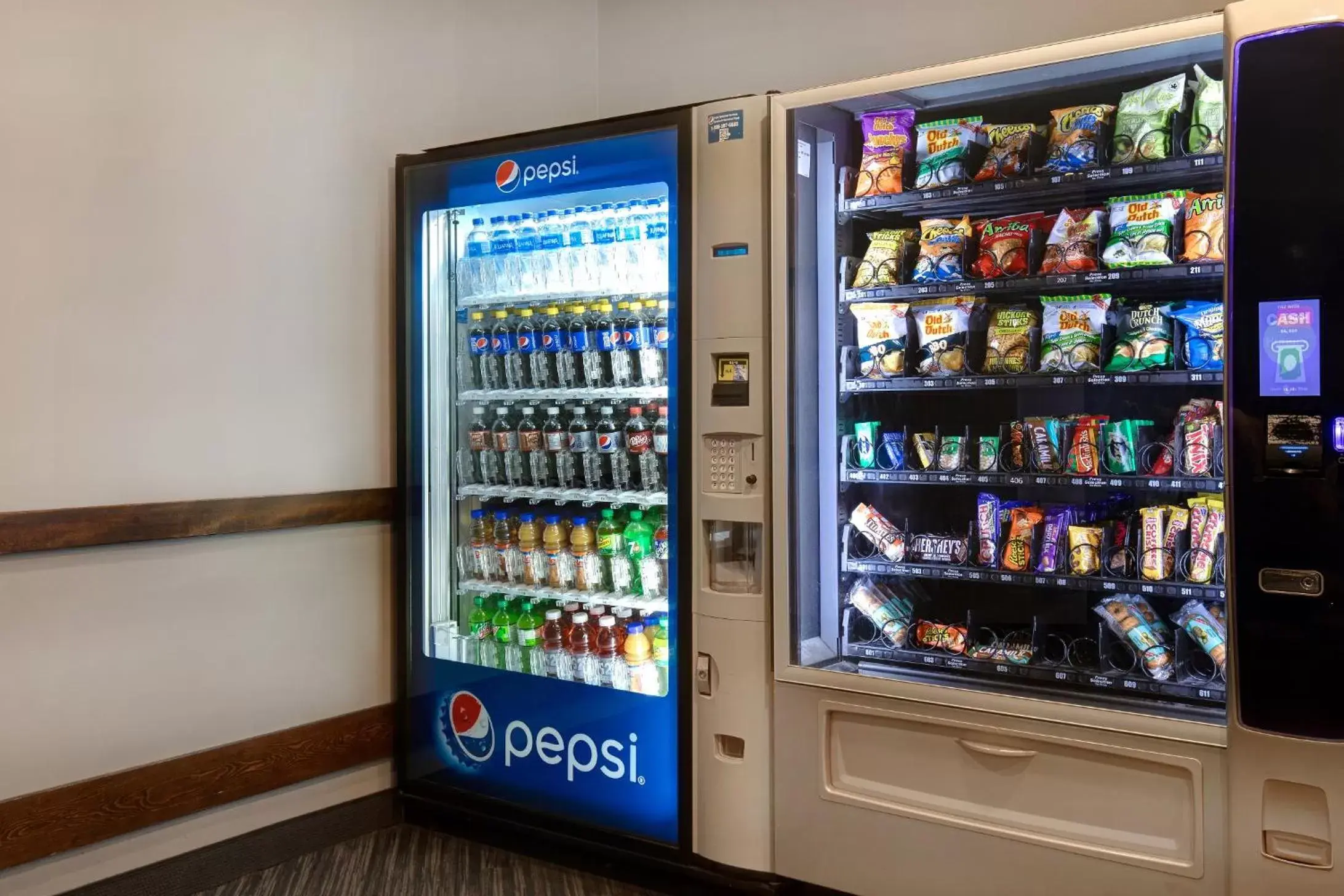 vending machine, Supermarket/Shops in Days Inn & Conference Centre Prince Albert