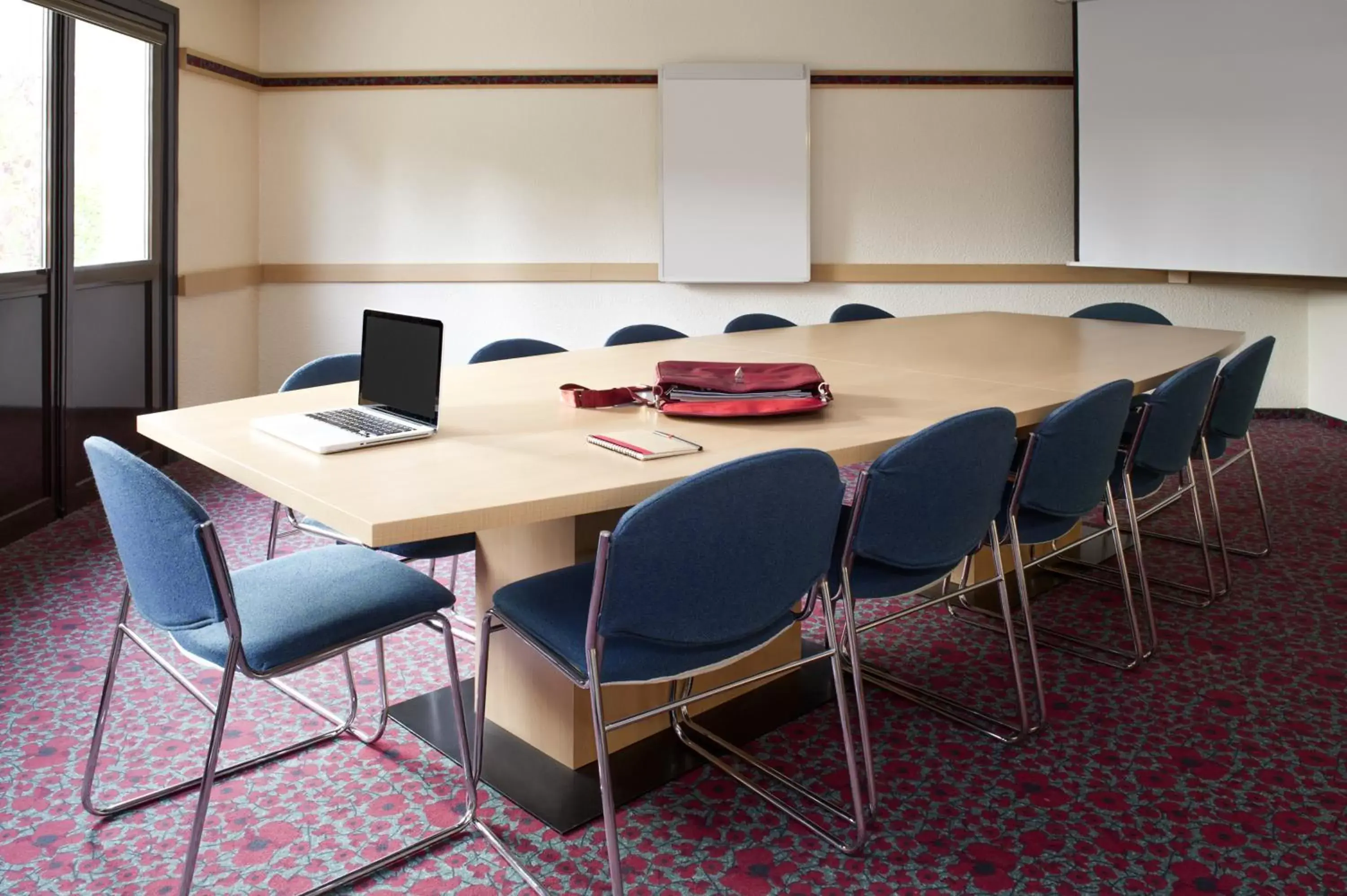 Meeting/conference room in ibis Blois Vallée Maillard