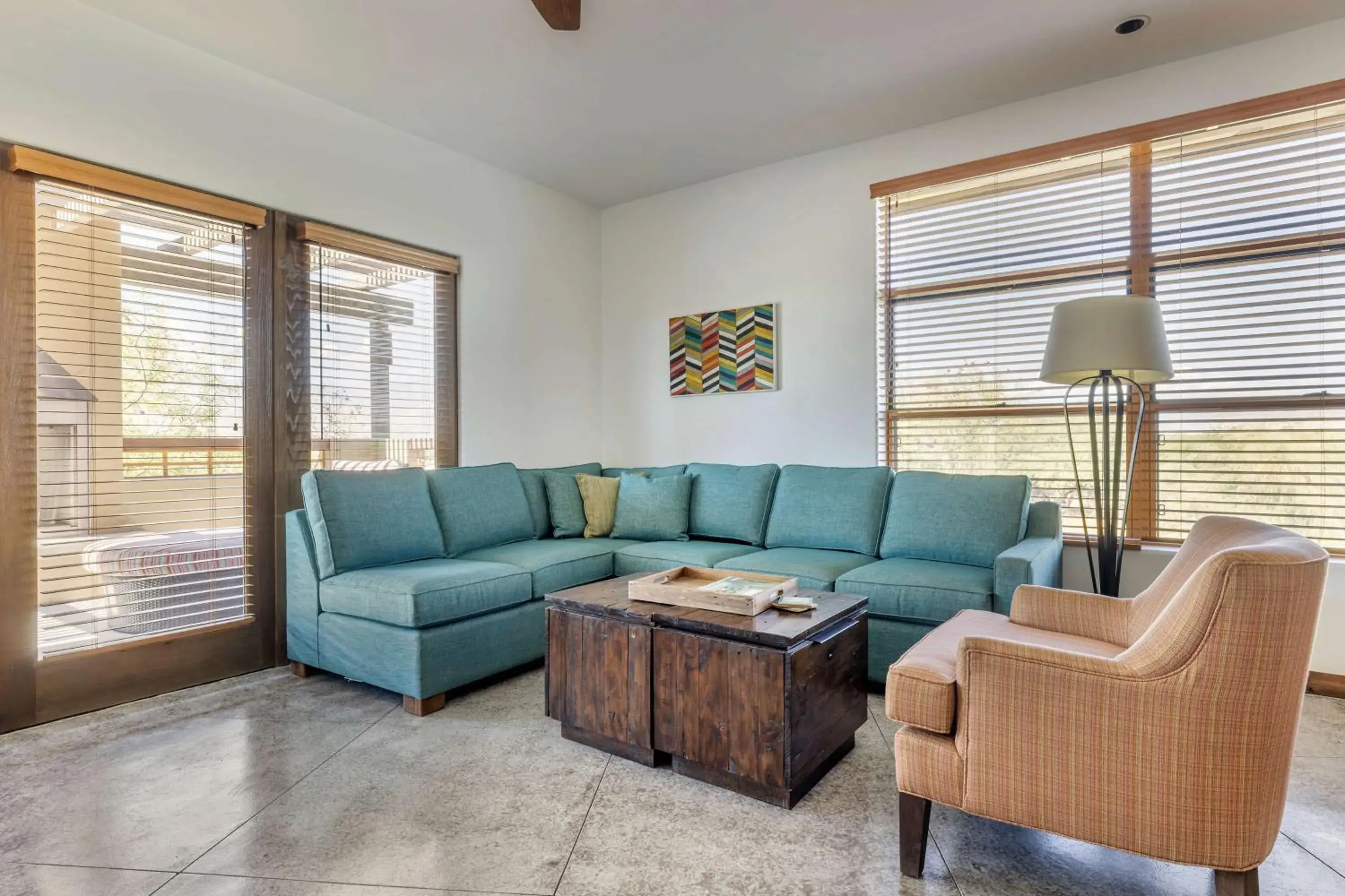 Living room, Seating Area in Hilton Grand Vacations Club Palm Desert