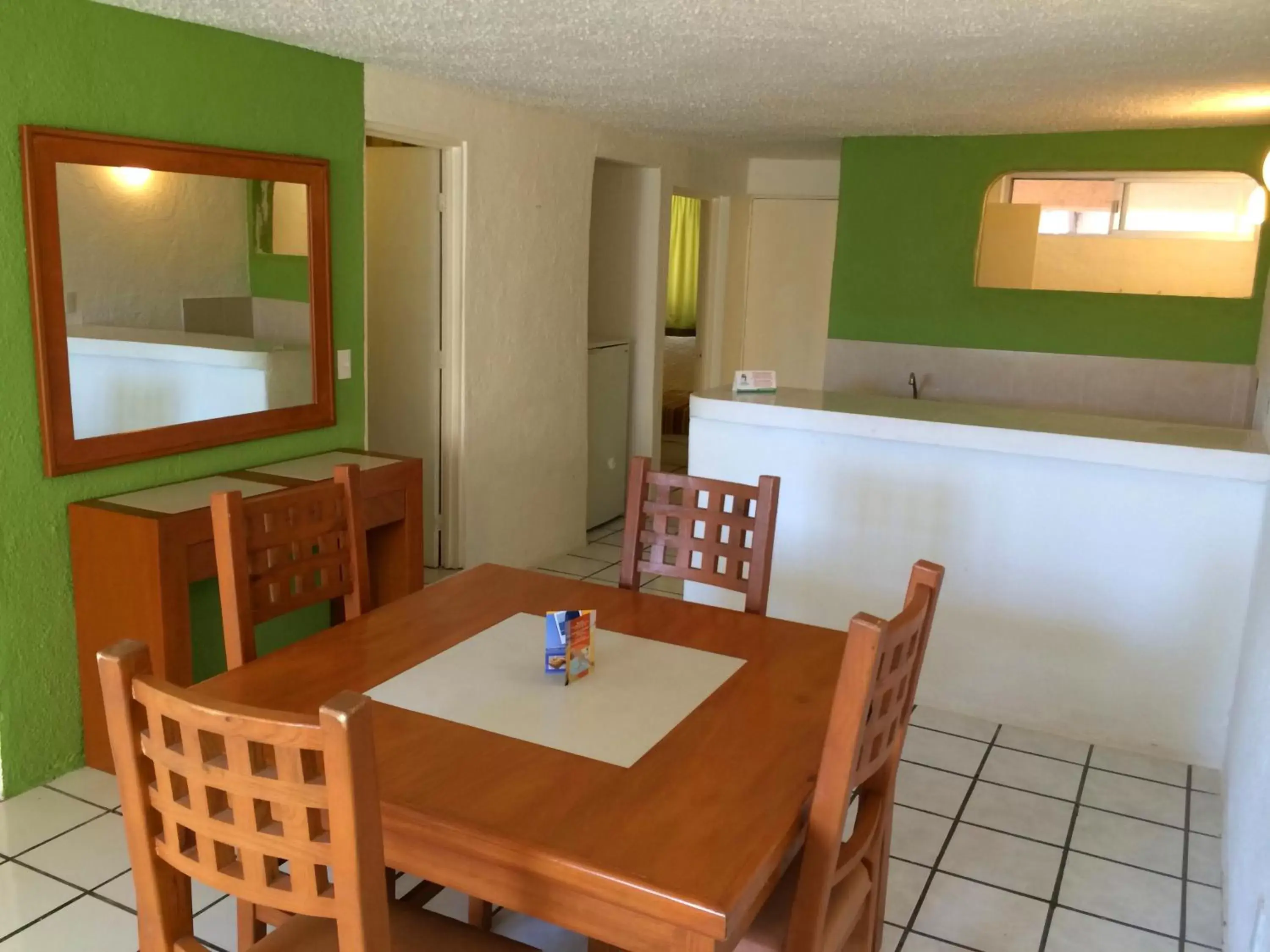 Dining Area in Suites Santa Barbara