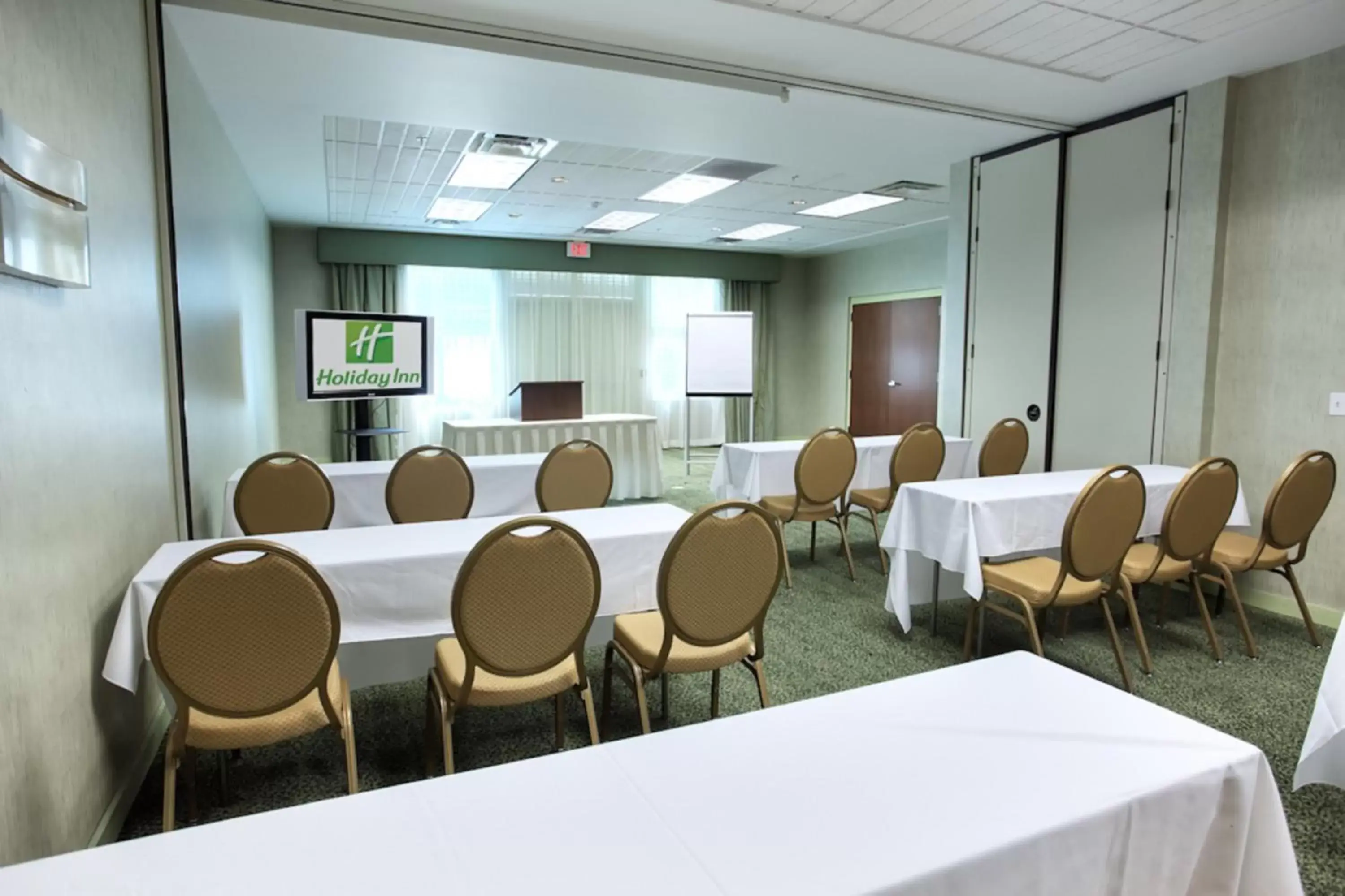 Meeting/conference room in Holiday Inn Hotel & Suites Ocala Conference Center, an IHG Hotel