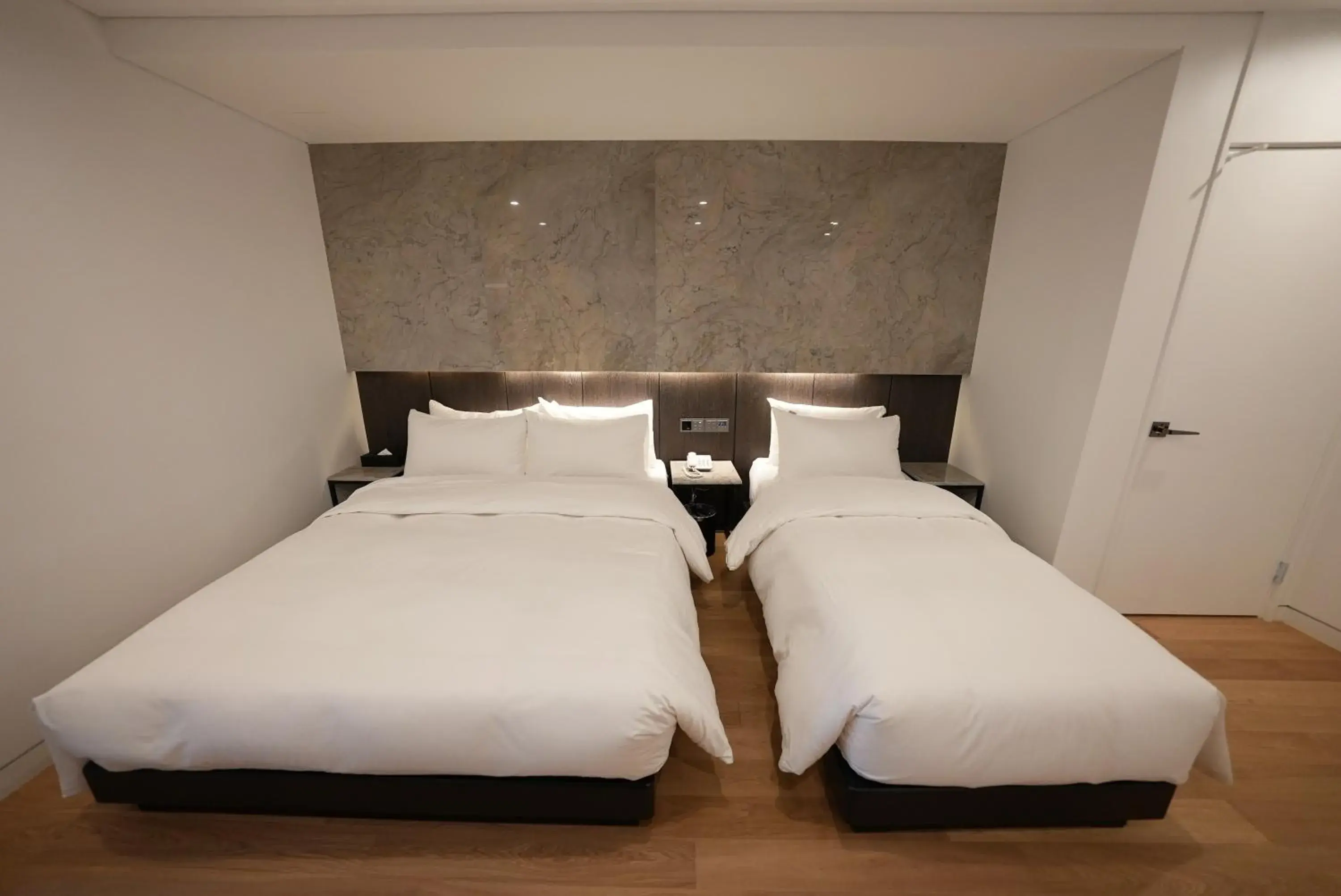 Photo of the whole room, Bed in Jongno Amare Hotel