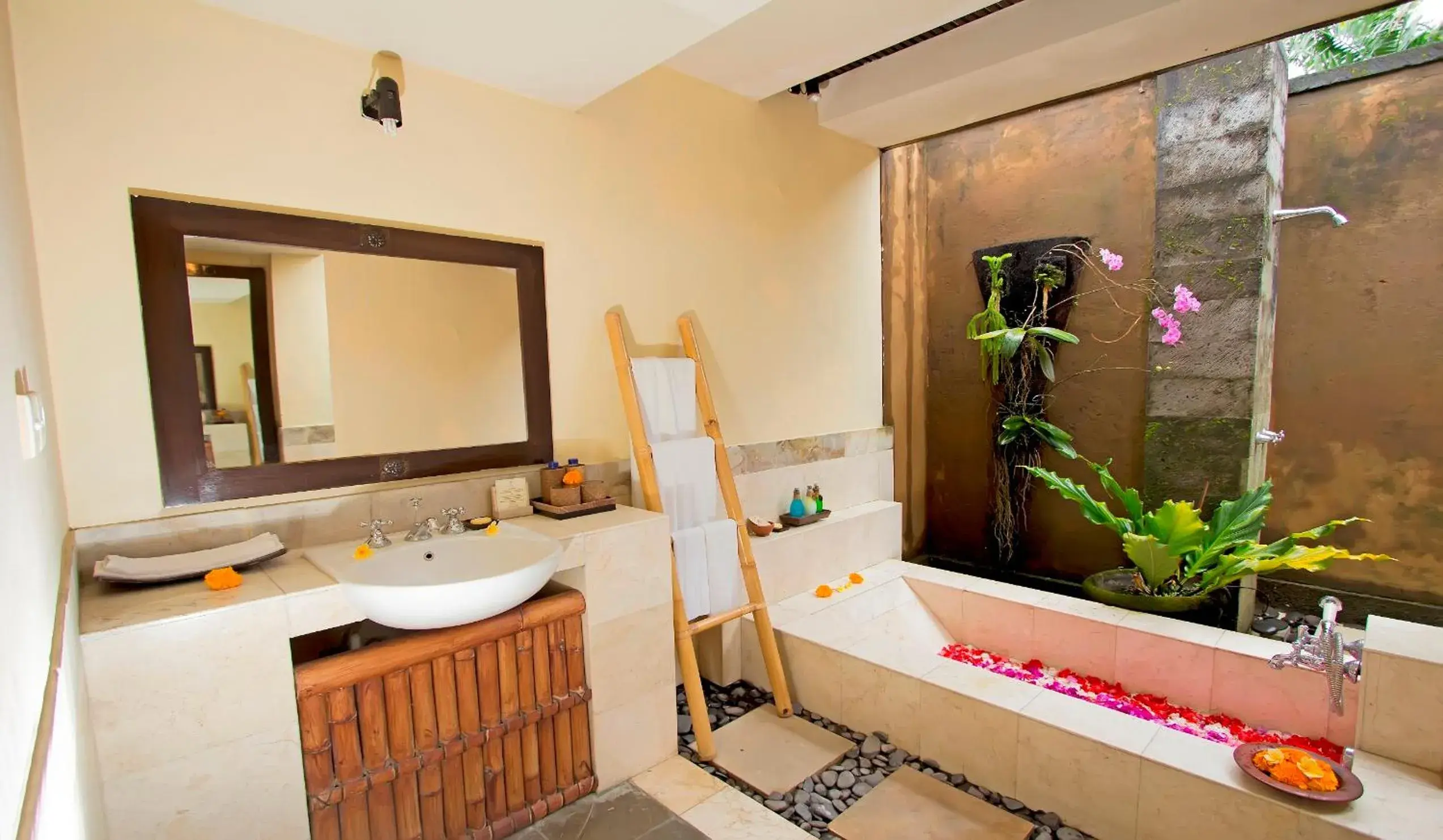 Bathroom in The Sungu Resort & Spa