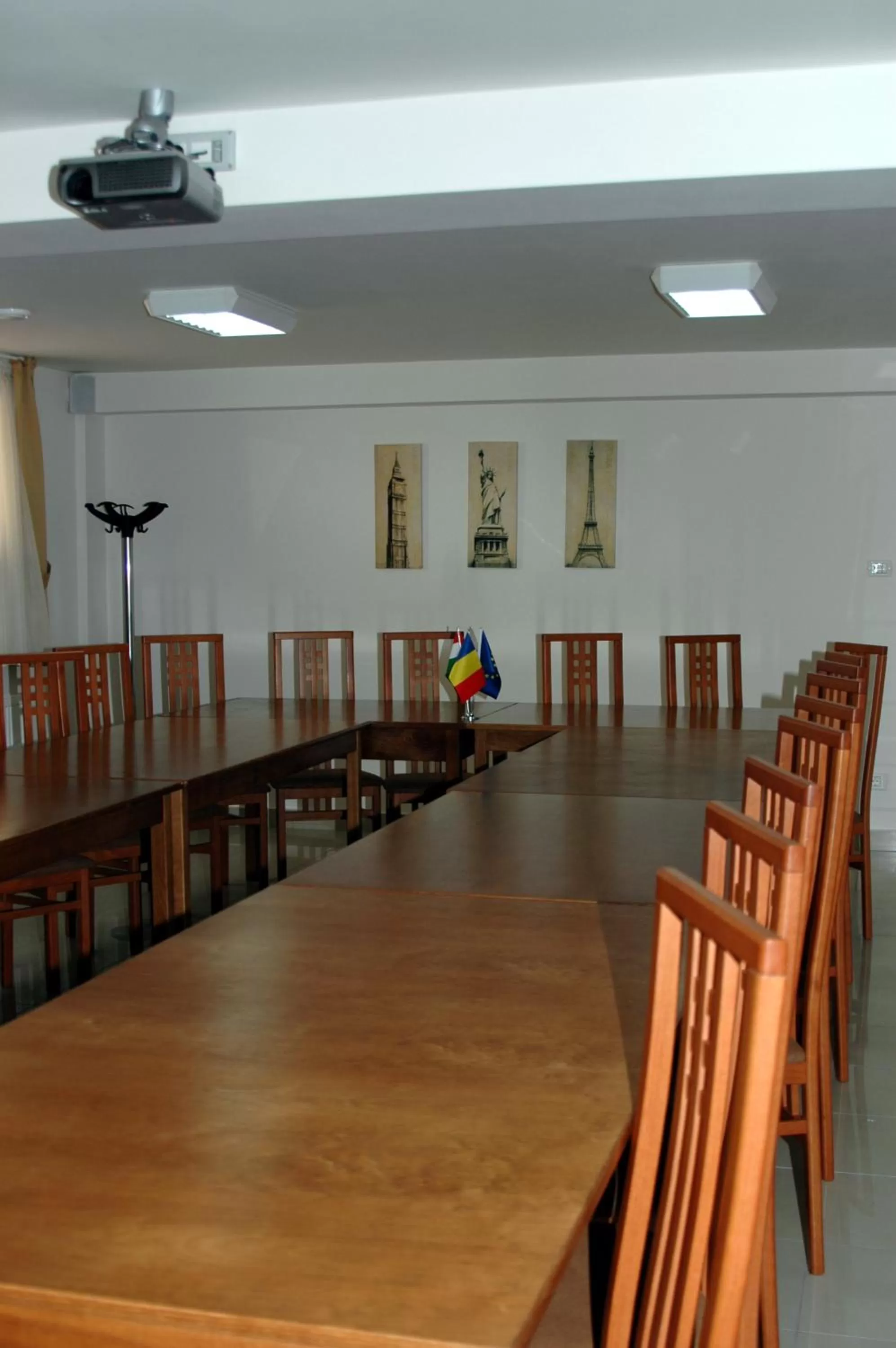 Business facilities in Hotel Iris