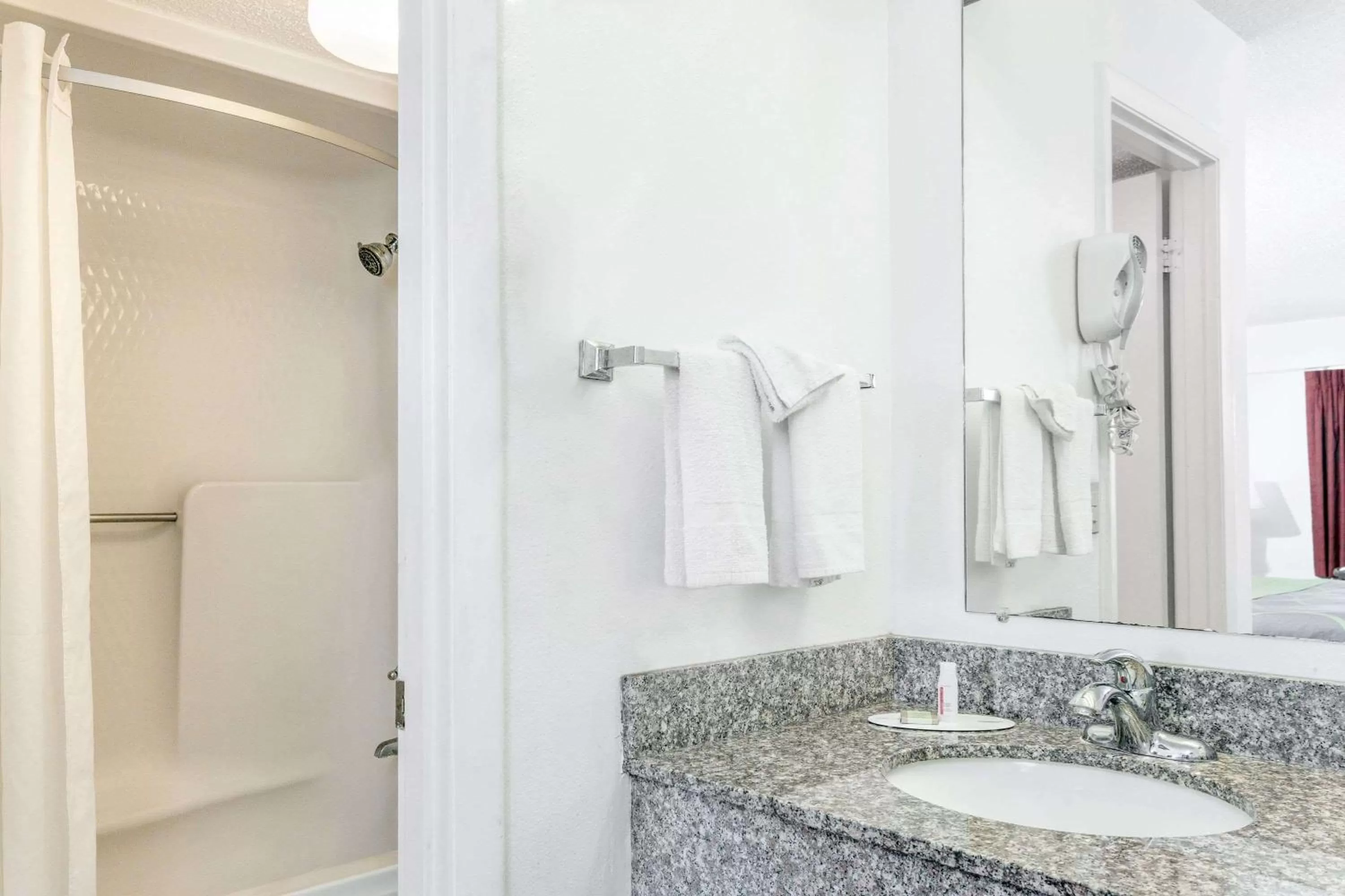 Bathroom in Super 8 by Wyndham Riviera Beach West Palm Beach