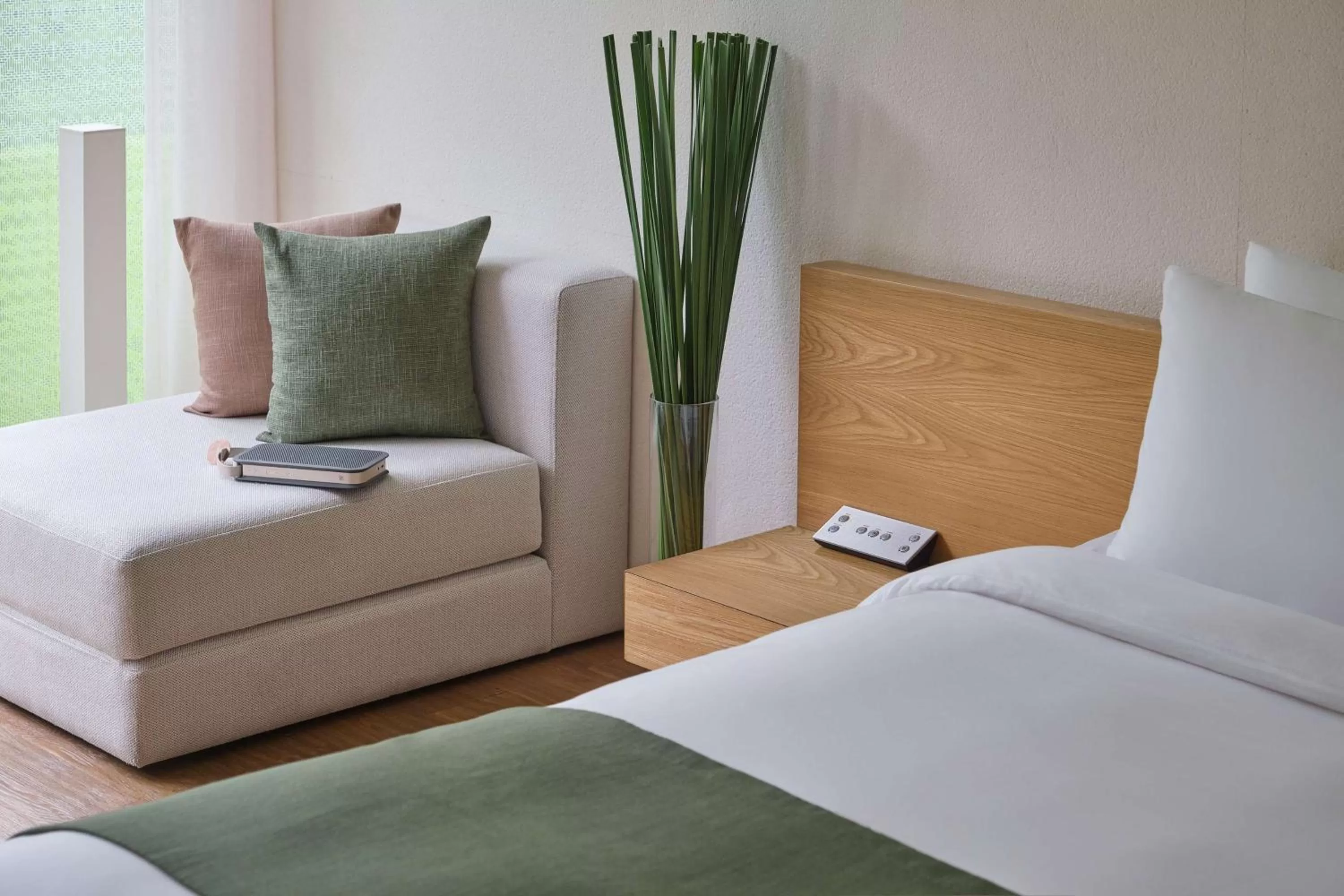 Photo of the whole room, Bed in The Opposite House