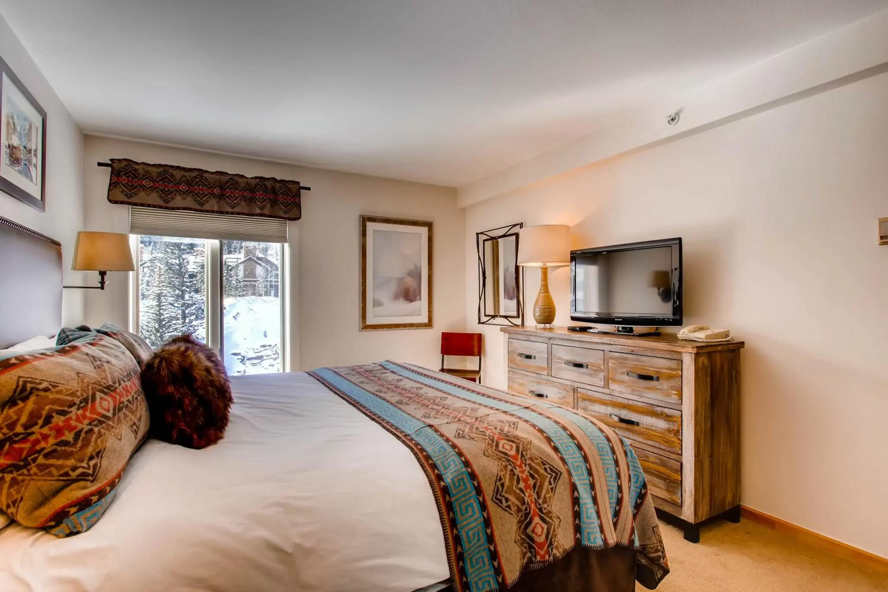 Bedroom in Lion Square Lodge