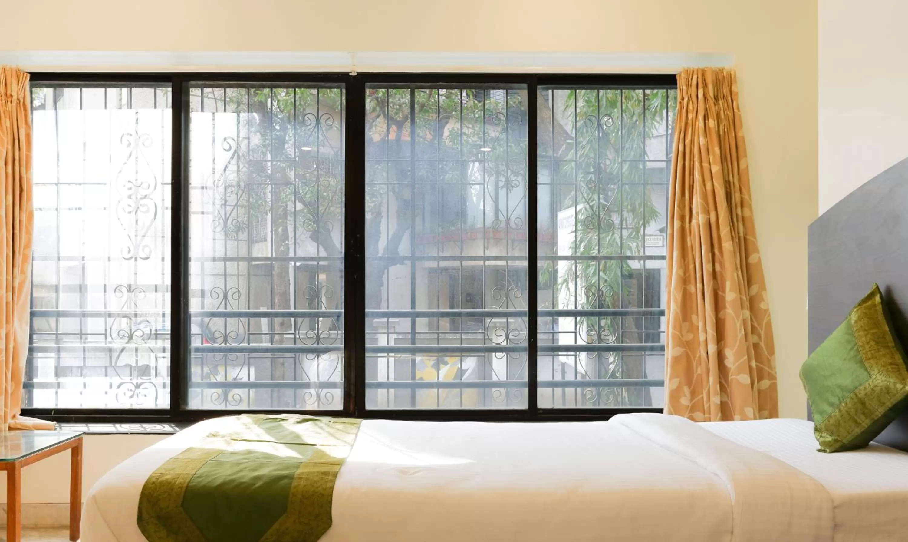 Bed in Itsy Hotels Hill View Ex