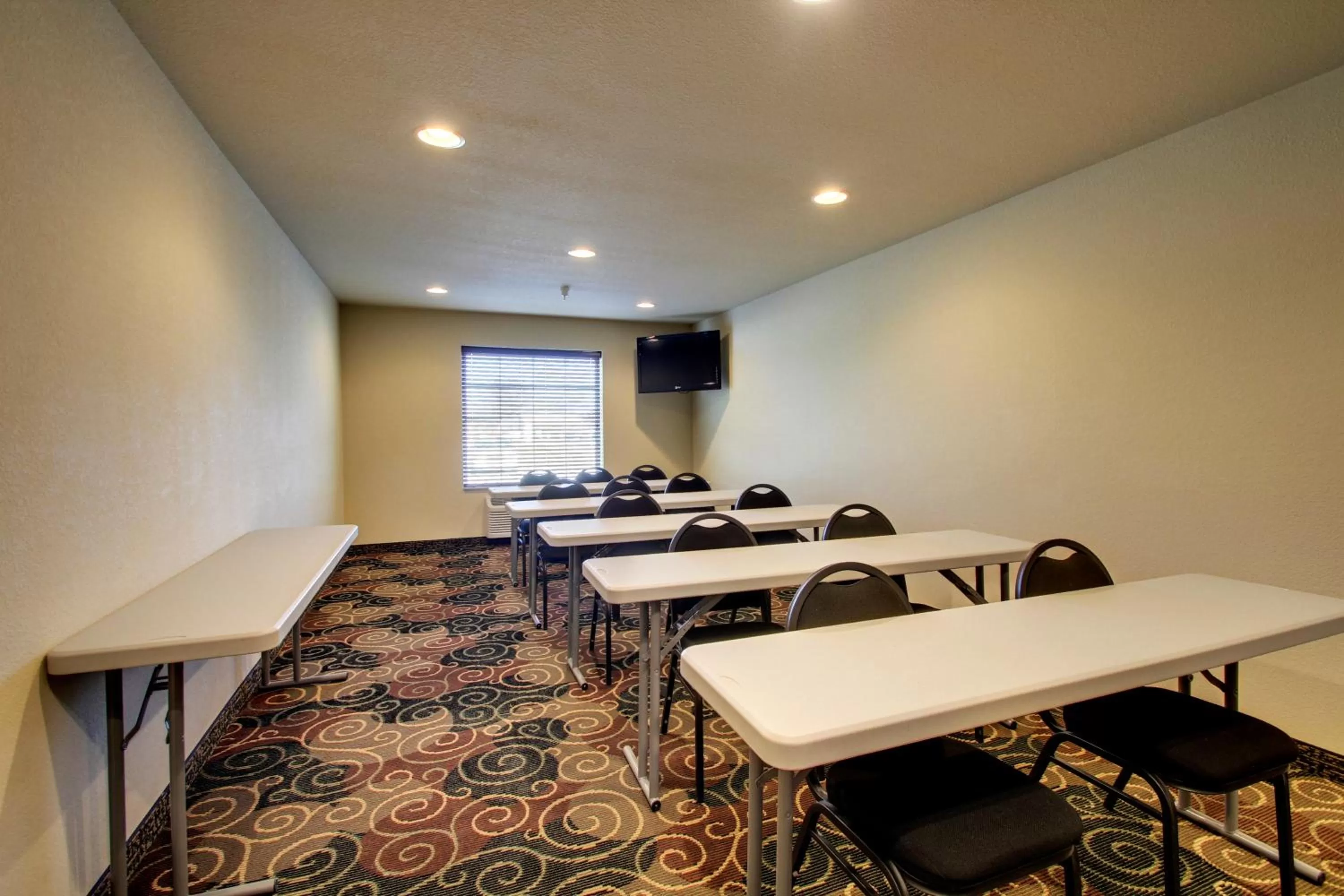 Meeting/conference room in Cobblestone Hotel & Suites - Newton