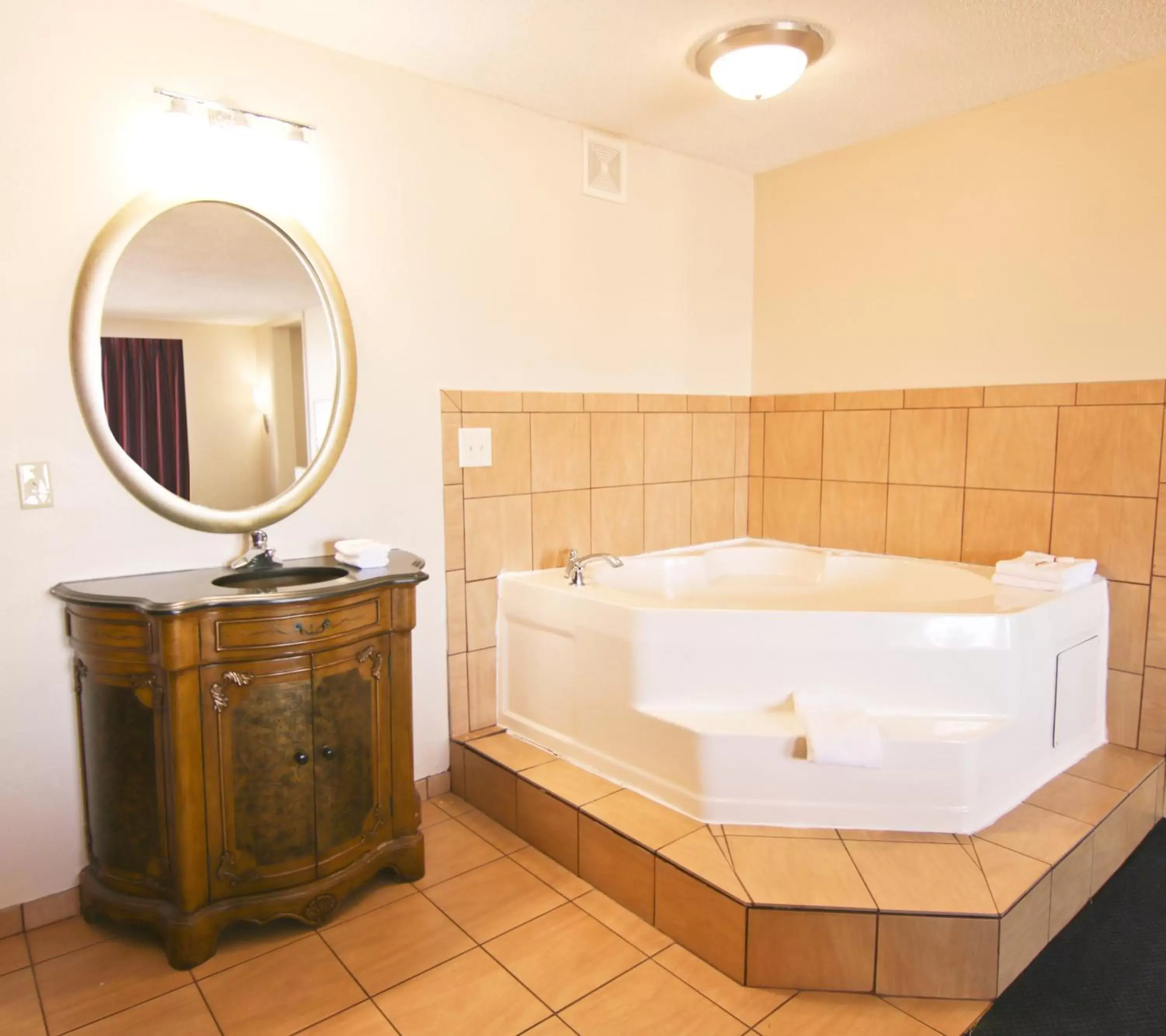 Spa and wellness centre/facilities, Bathroom in Red Roof Inn Somerset, KY