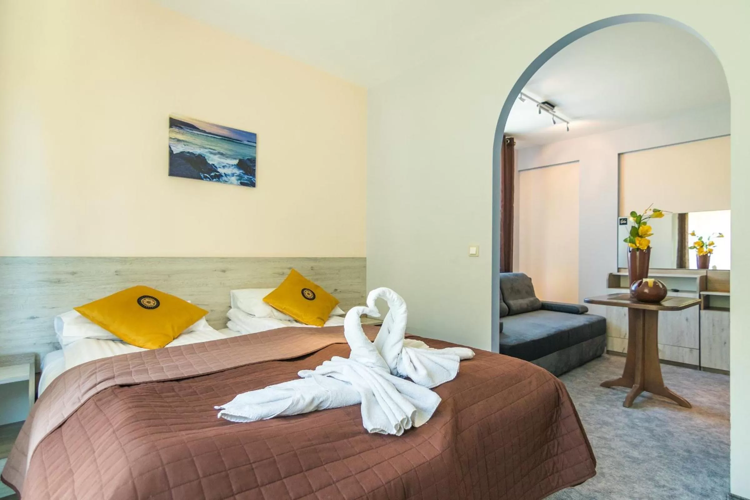 Bedroom, Bed in Resident Rene