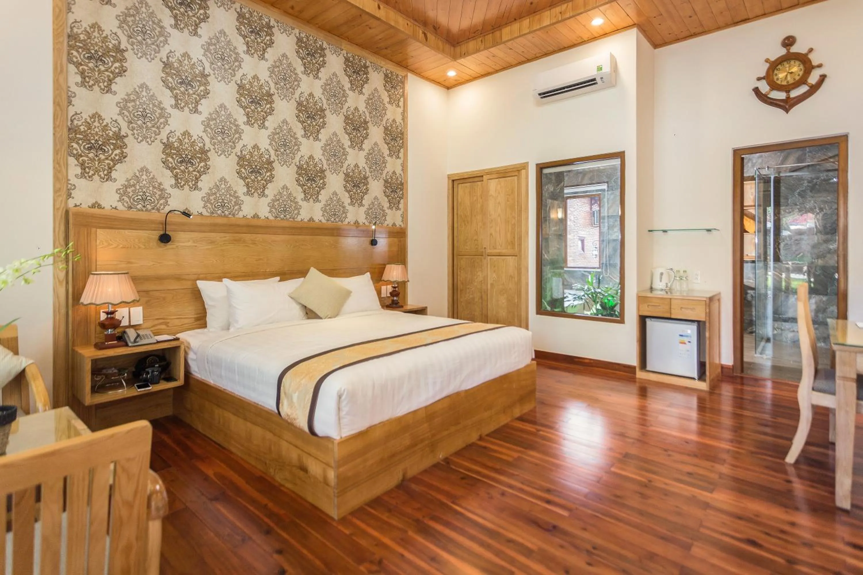 Coffee/tea facilities, Bed in Gold Coast Phu Quoc Beach Resort