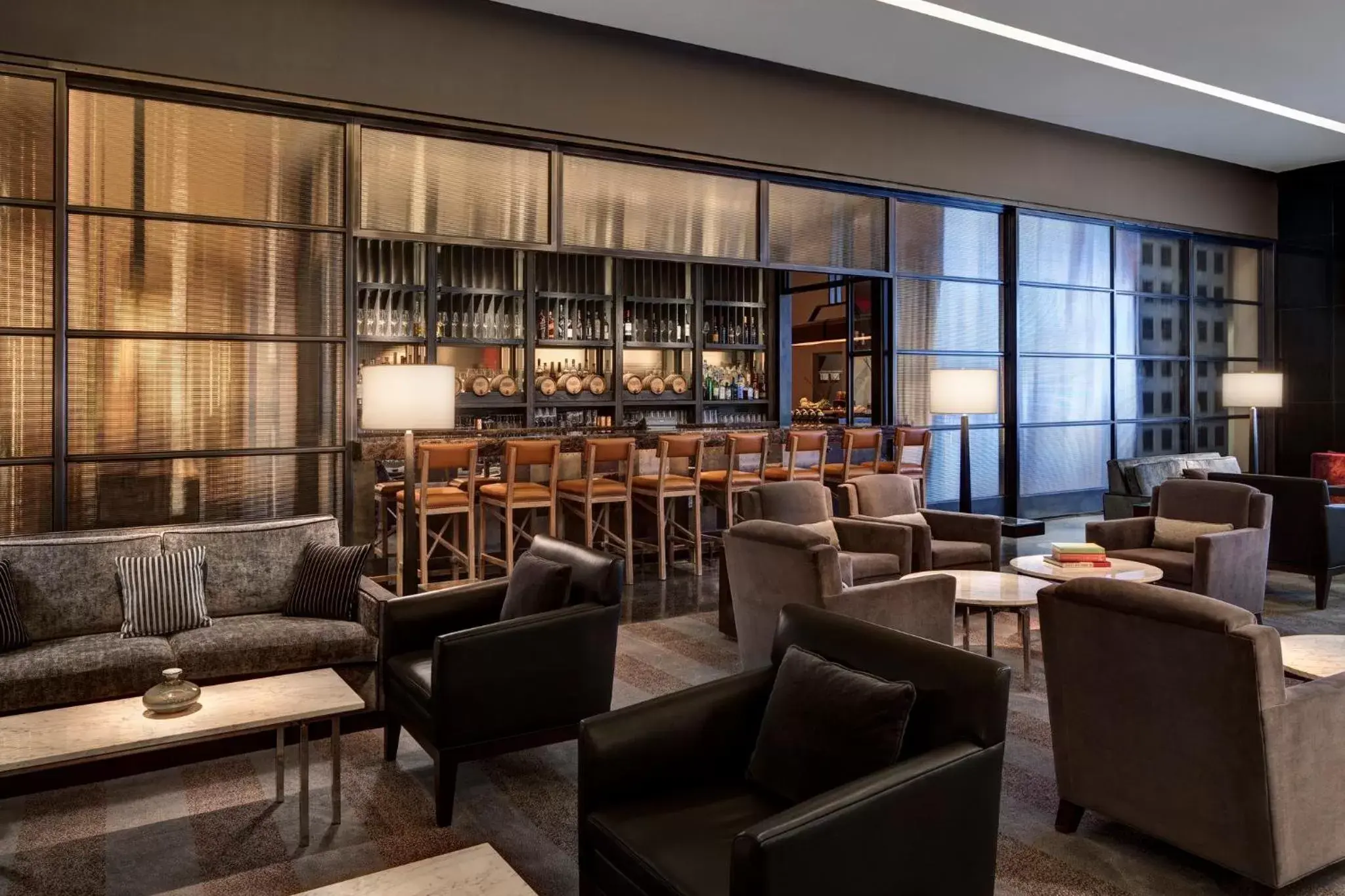 Lobby or reception, Lounge/Bar in Loews Philadelphia Hotel
