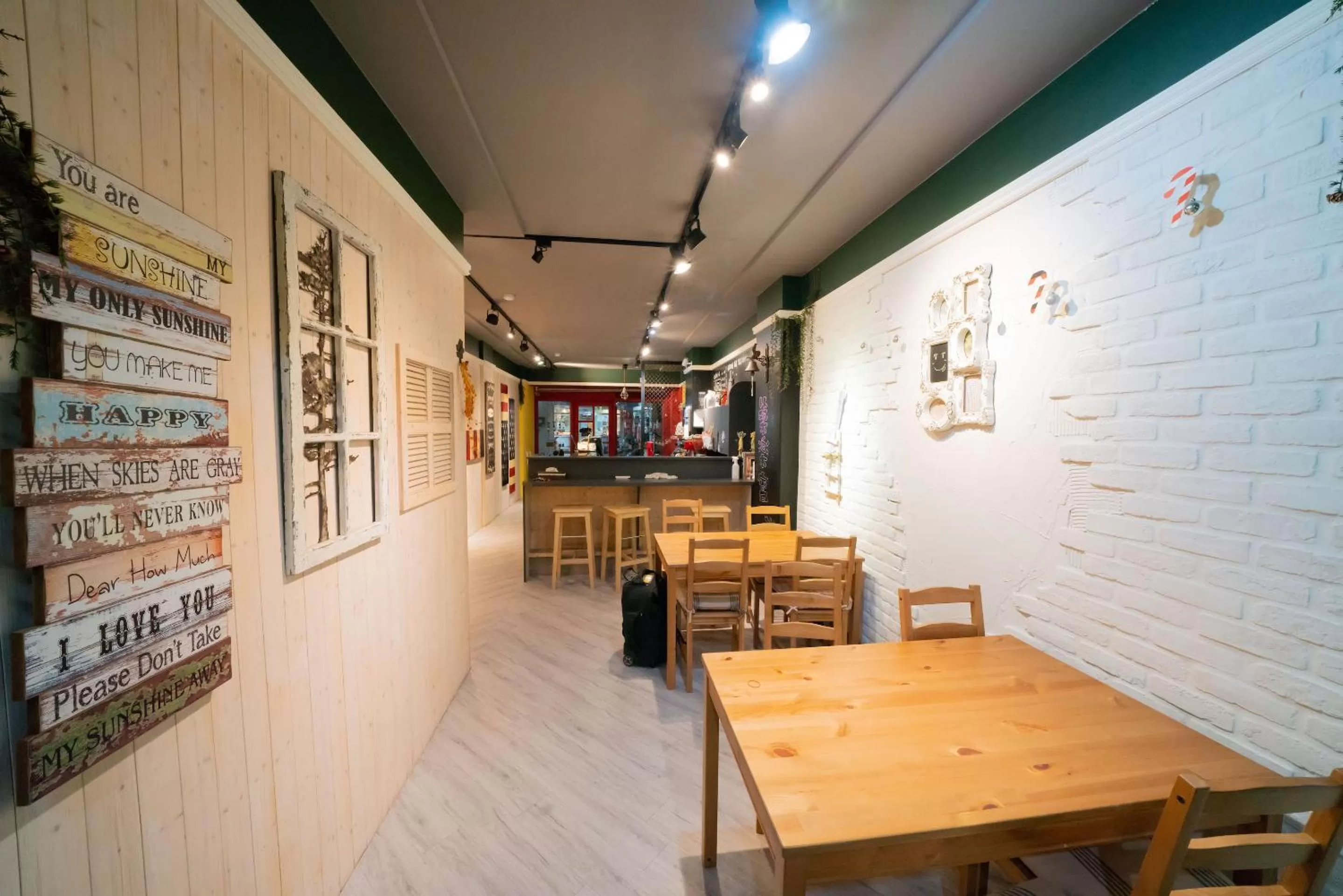 Property building, Restaurant/Places to Eat in Fairytale House