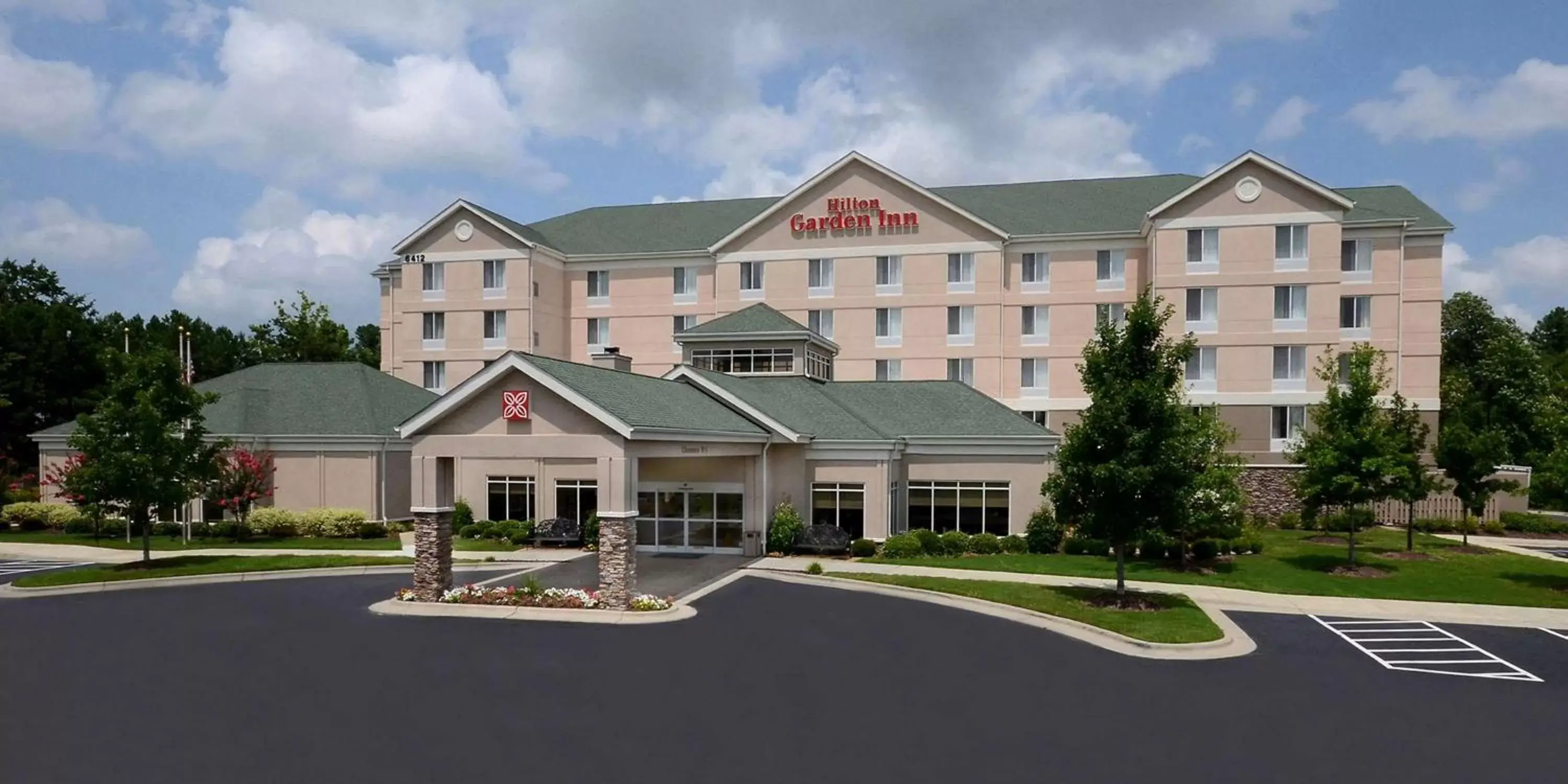 Property Building in Hilton Garden Inn Raleigh Capital Blvd I-540