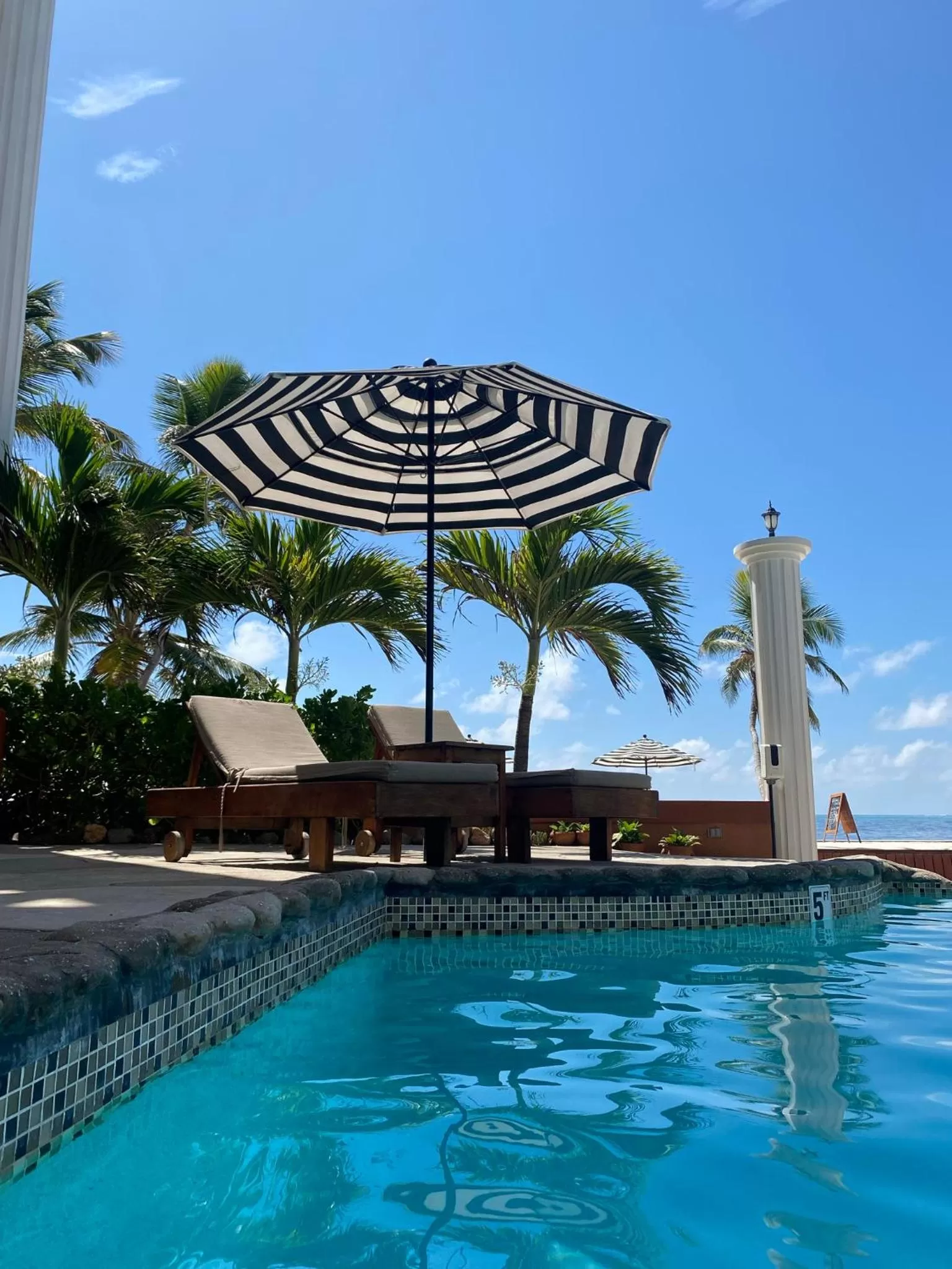 Swimming pool in Lighthouse Beach Villas