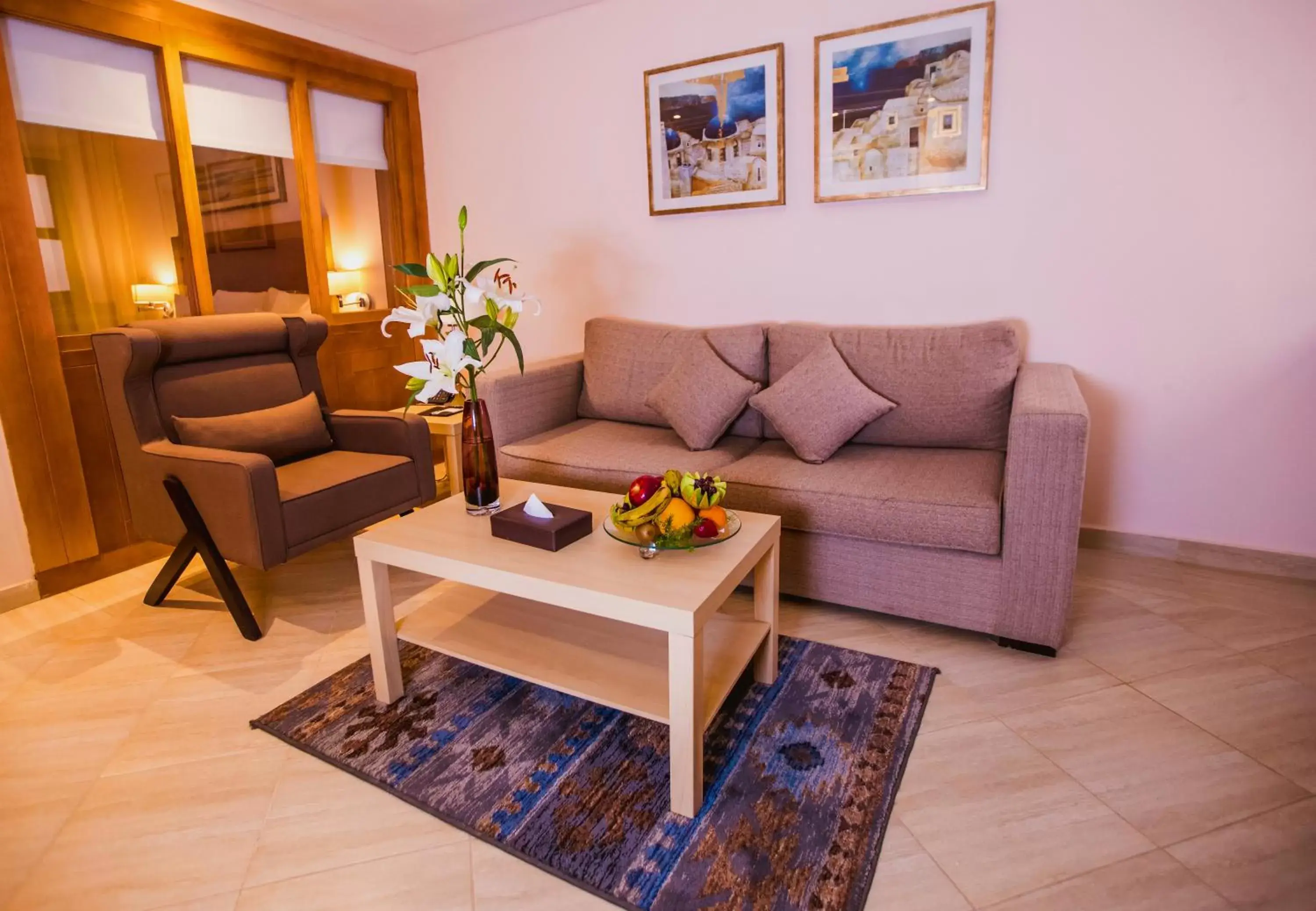 Living room, Seating Area in Sky View Suites Hotel