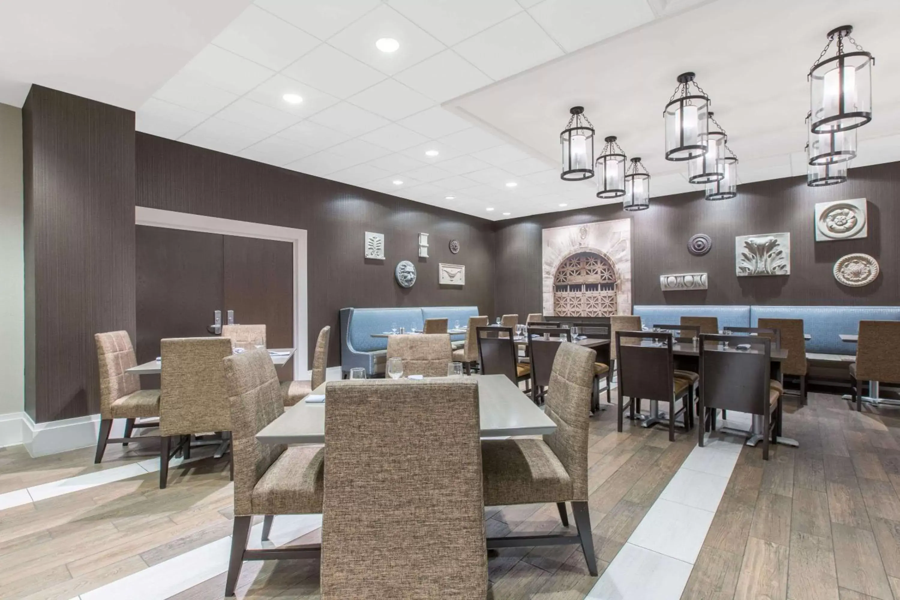 Restaurant/places to eat in Wyndham Philadelphia-Historic District Restaurant/places to eat in Wyndham Philadelphia-Historic District