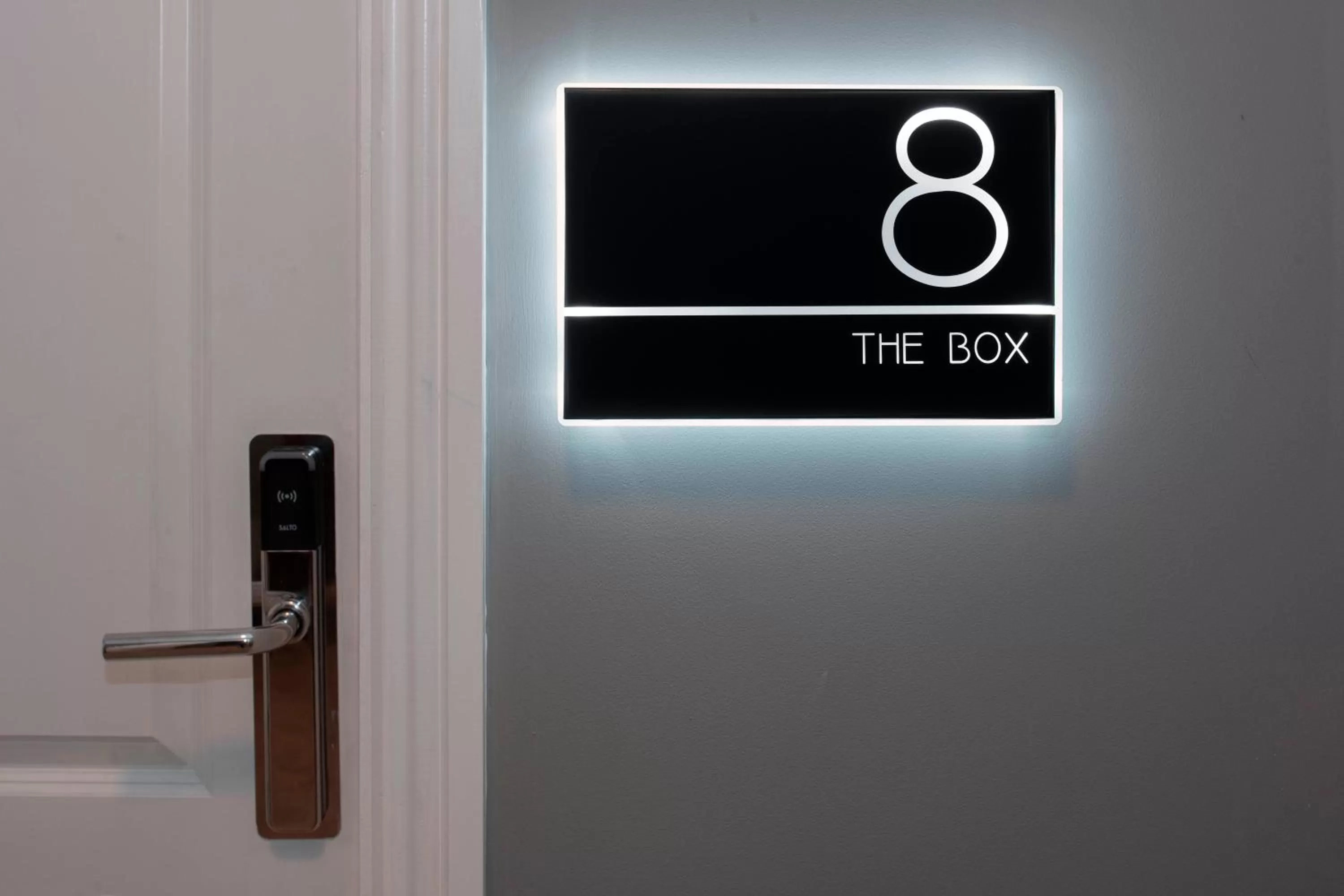 Logo/Certificate/Sign in Trueman Court Luxury Serviced Apartments