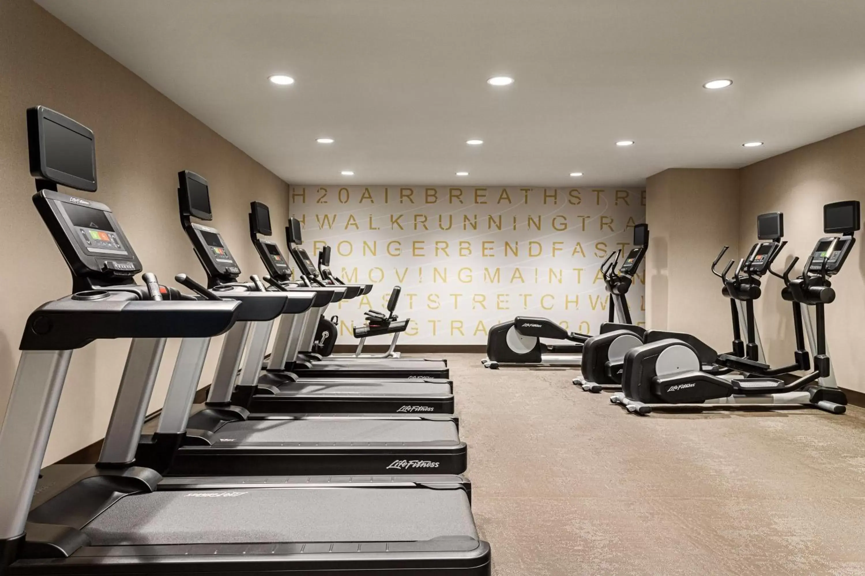 Fitness centre/facilities, Fitness Center/Facilities in Residence Inn by Marriott New York JFK Airport