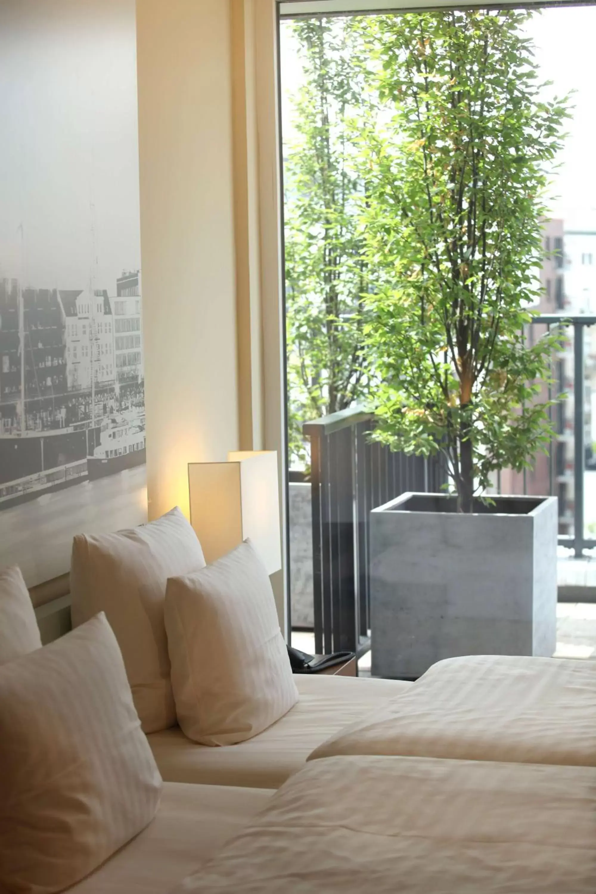 Bedroom, Bed in Lindner Hotel Hamburg am Michel, part of JdV by Hyatt Bedroom, Bed in Lindner Hotel Hamburg am Michel, part of JdV by Hyatt