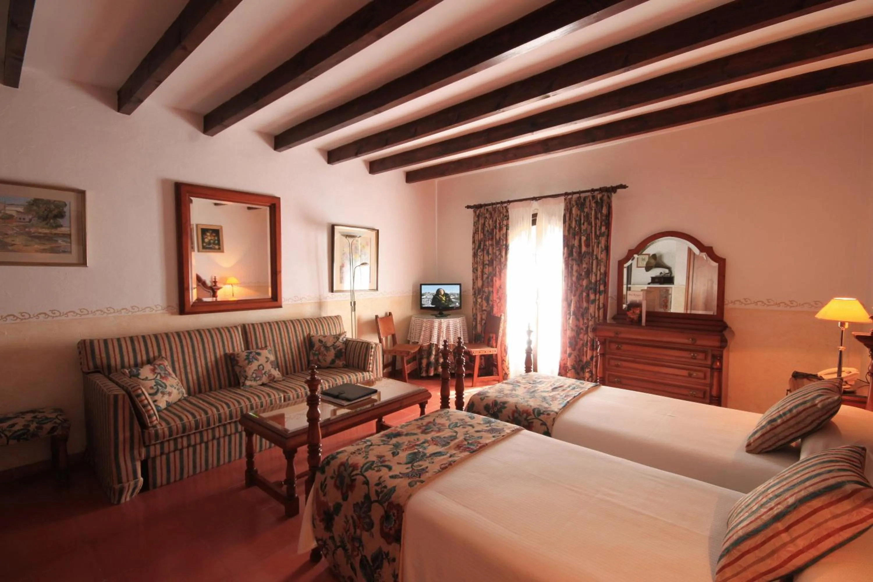 Photo of the whole room, Bed in Petit Hotel Ses Rotges - Only Adults