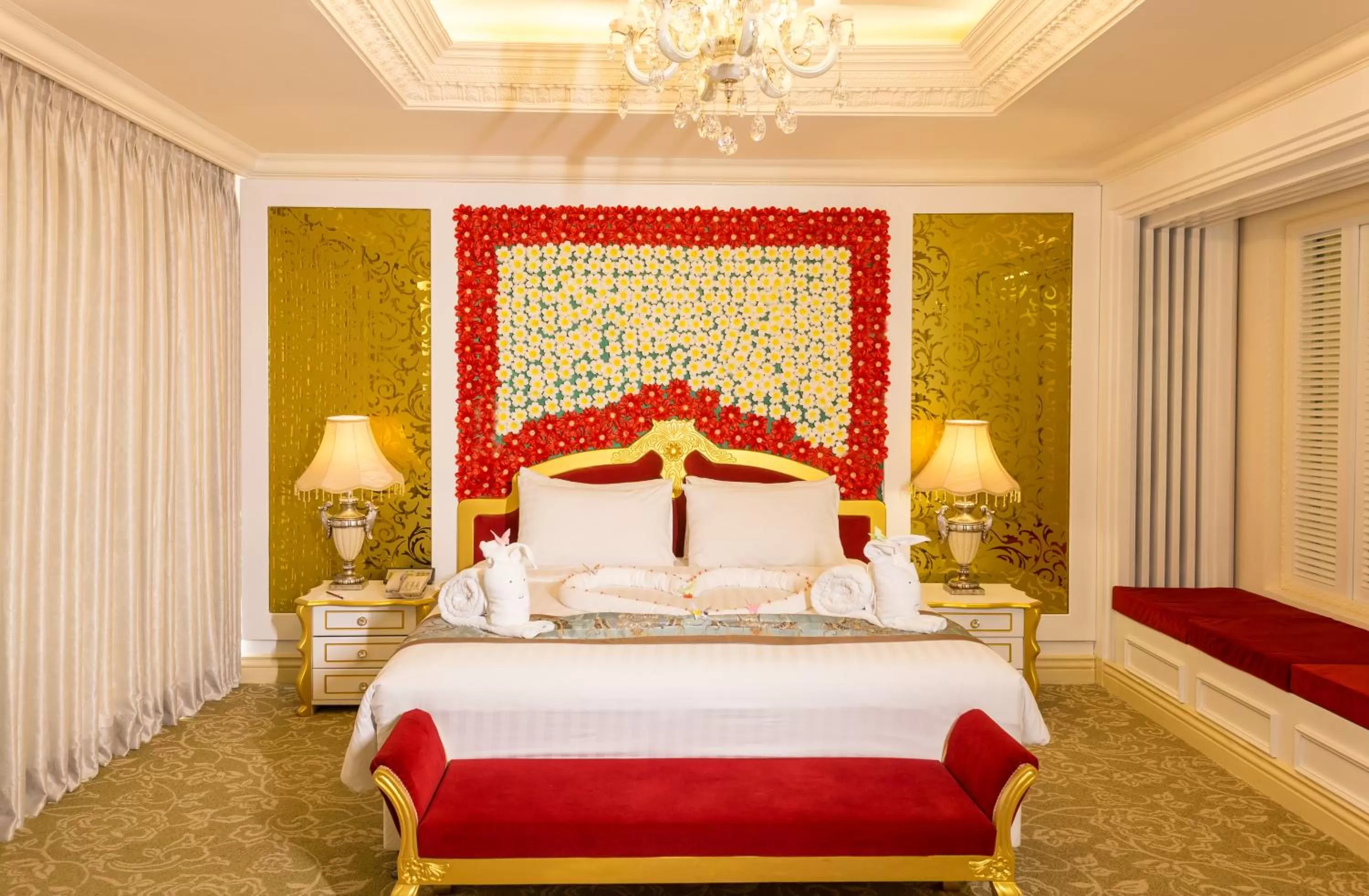 Bed in The Grand Kandyan