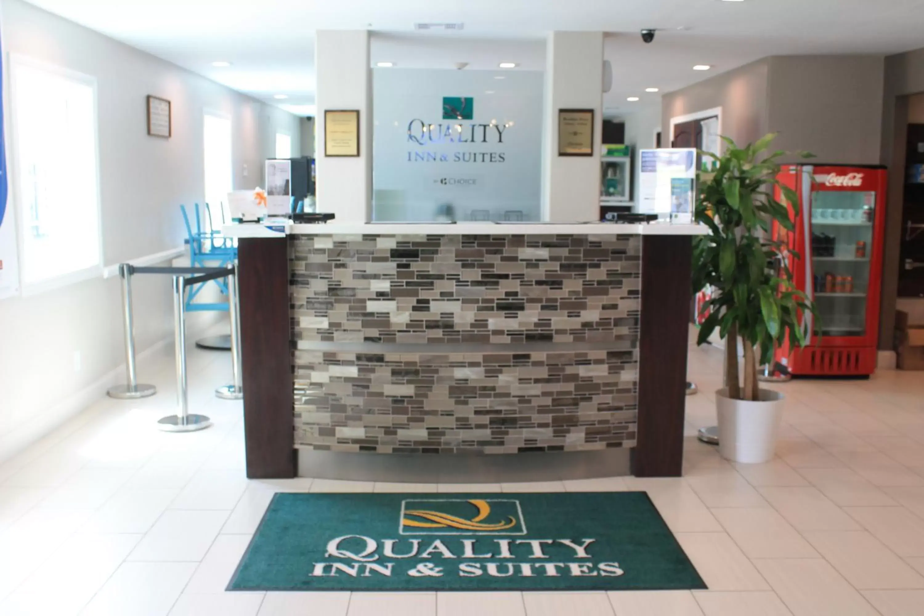 Lobby/Reception in Quality Inn & Suites Port Arthur - Nederland