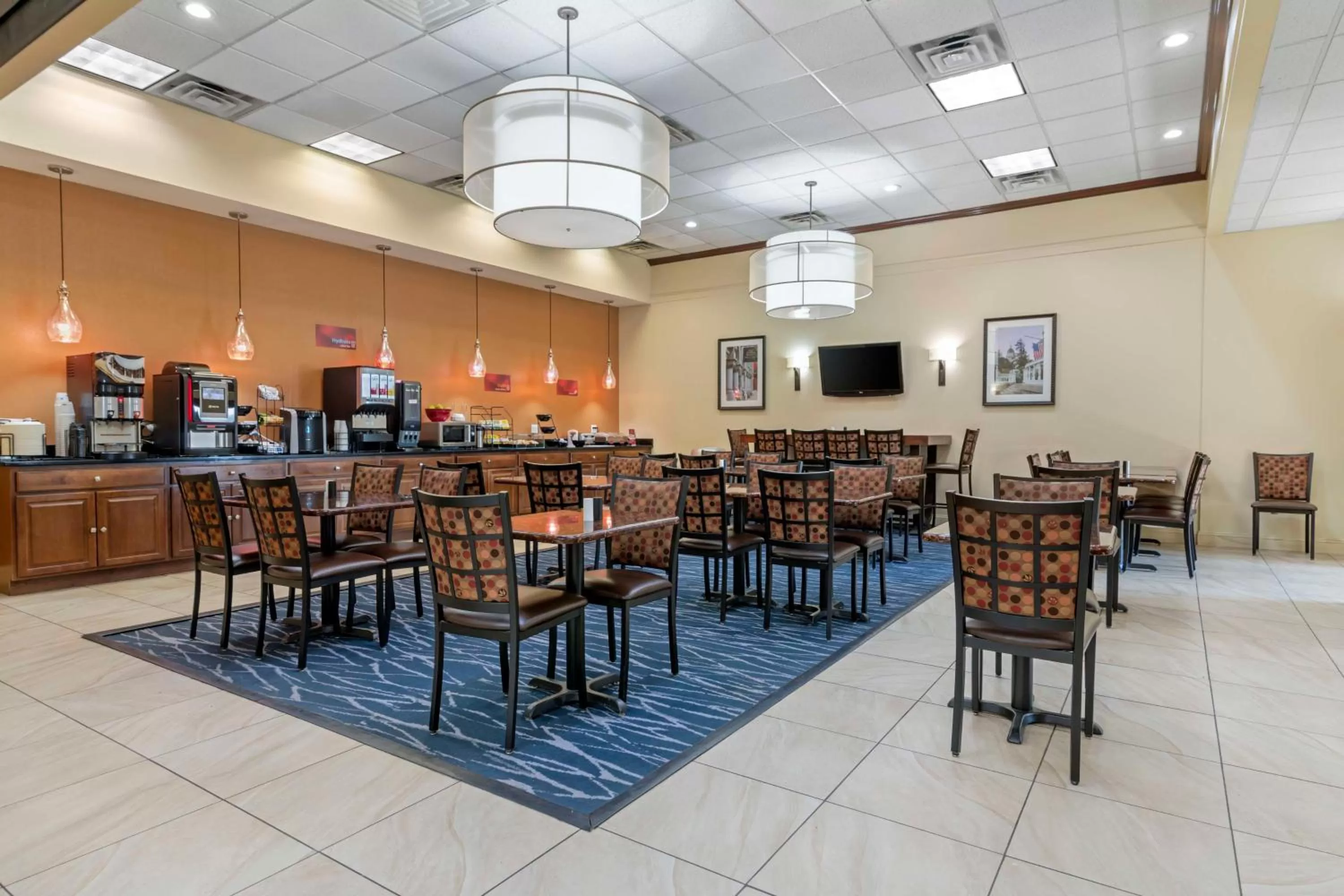 Restaurant/places to eat in Best Western Plus Augusta Civic Center Inn
