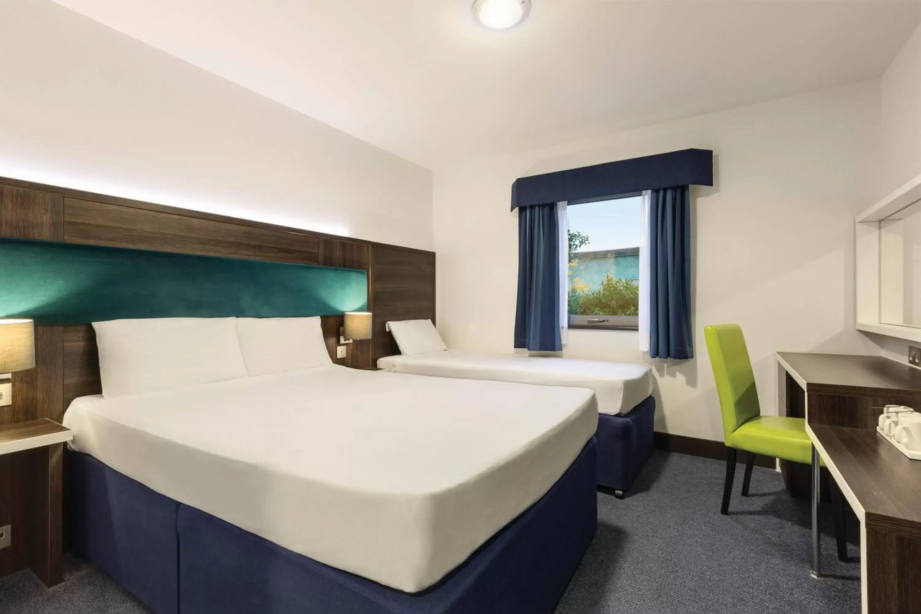 Photo of the whole room, Bed in Ramada by Wyndham Cobham Photo of the whole room, Bed in Ramada by Wyndham Cobham