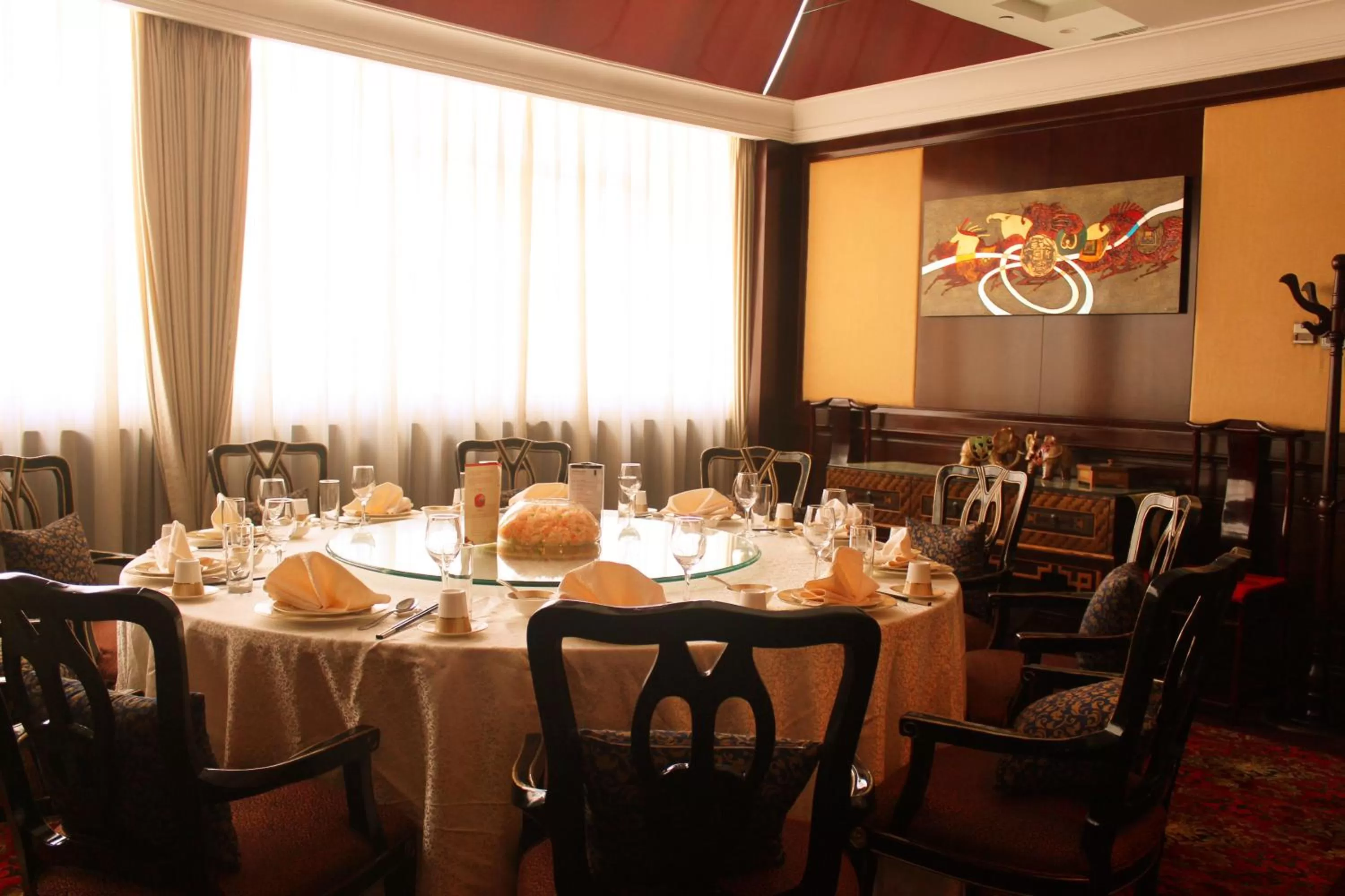 Restaurant/places to eat in The Presidential Beijing