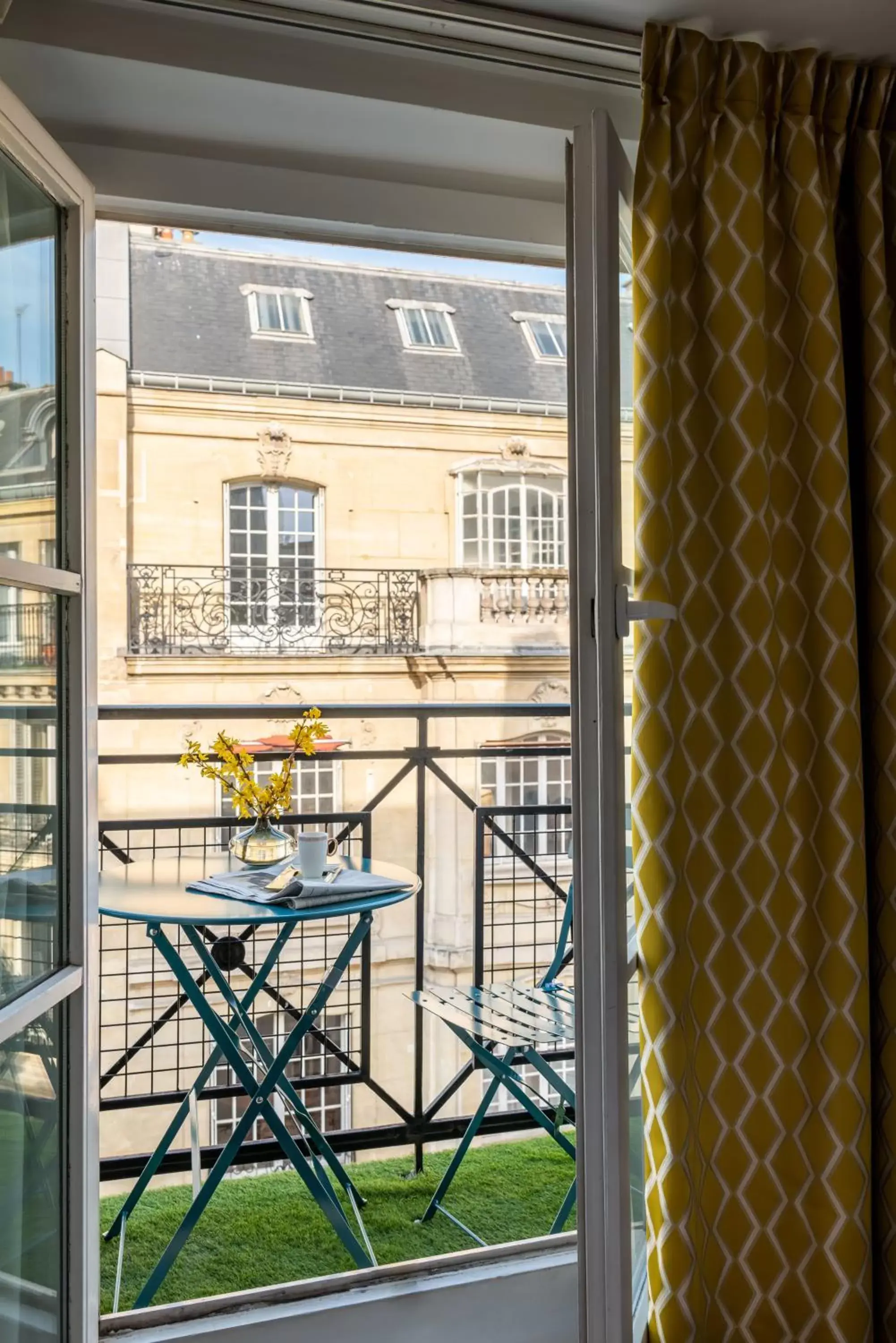 Balcony/Terrace in Hôtel Le Colisée