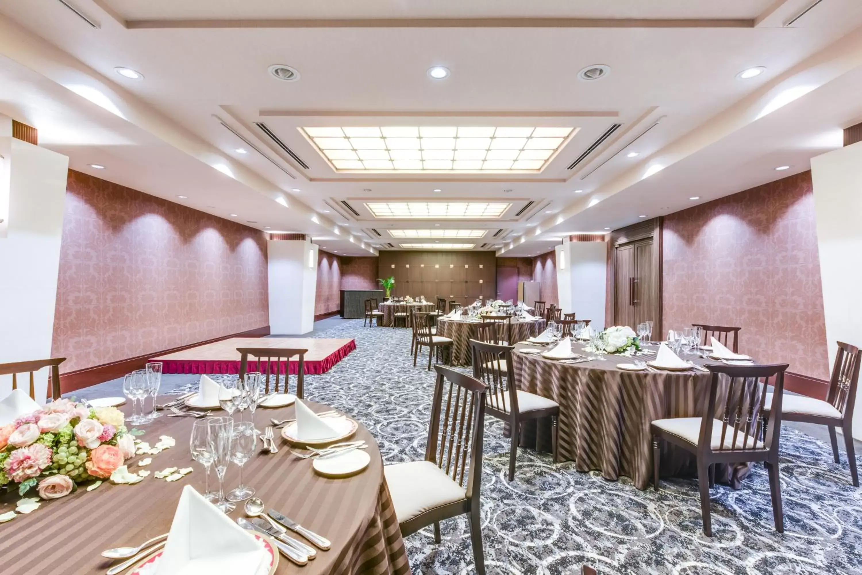 Banquet/Function facilities, Restaurant/Places to Eat in ANA Crowne Plaza Fukuoka, an IHG Hotel