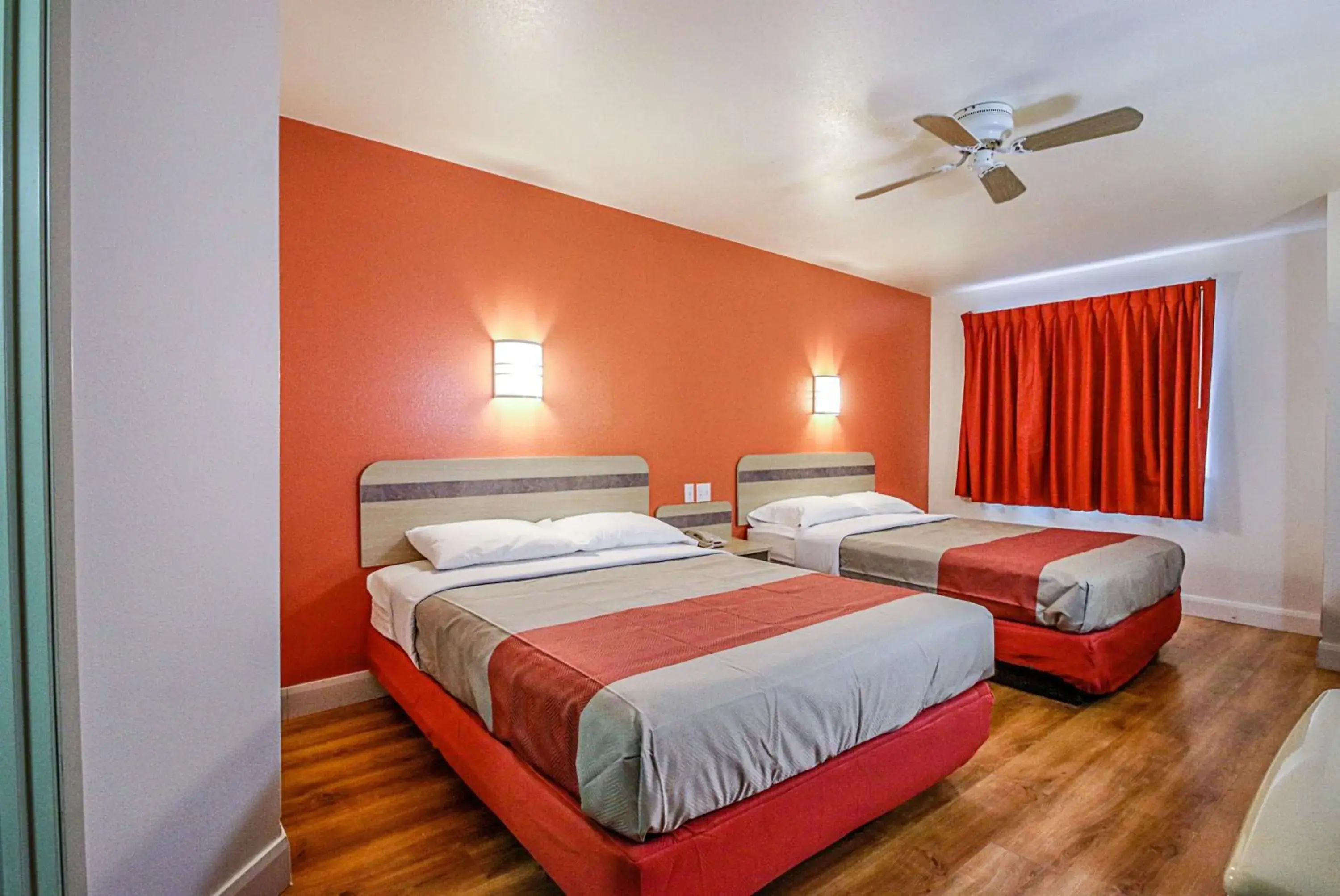 Bedroom, Bed in Motel 6-Nephi, UT Bedroom, Bed in Motel 6-Nephi, UT