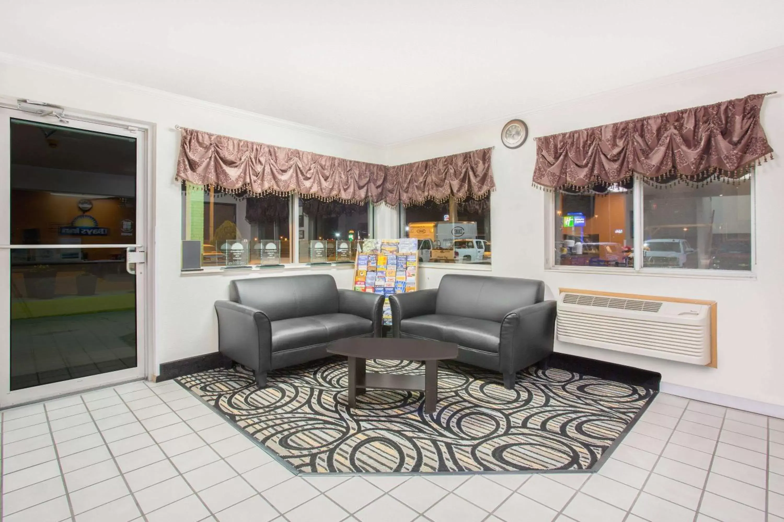 Lobby or reception, Seating Area in Days Inn by Wyndham Ogallala