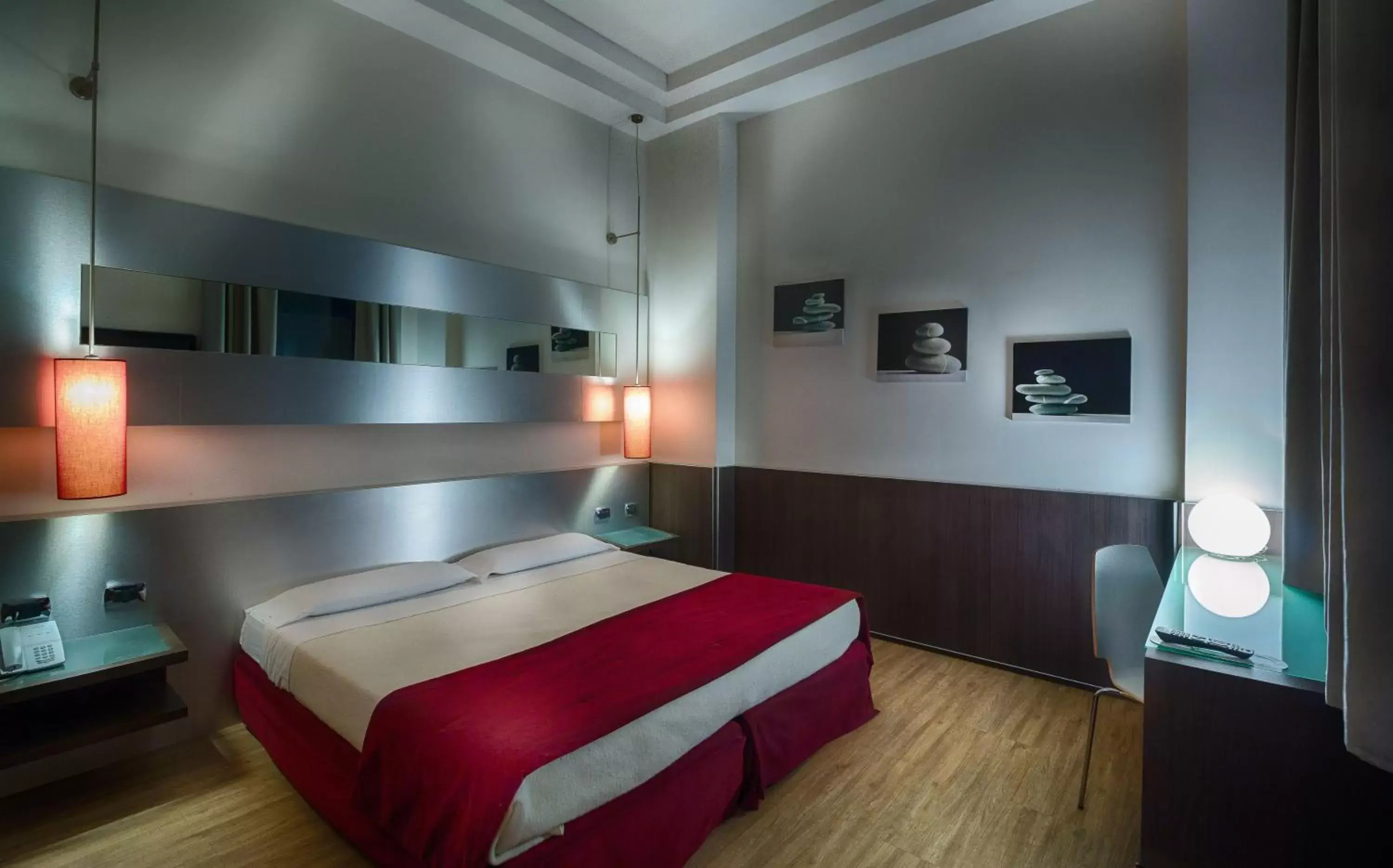 Photo of the whole room, Bed in Hotel Raganelli Photo of the whole room, Bed in Hotel Raganelli