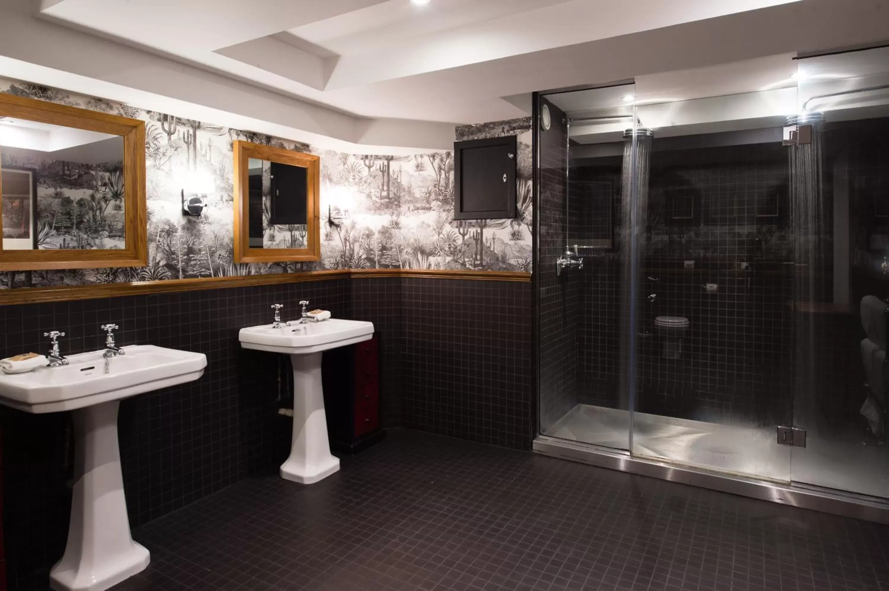 Shower, Bathroom in One Devonshire Gardens a Hotel Du Vin