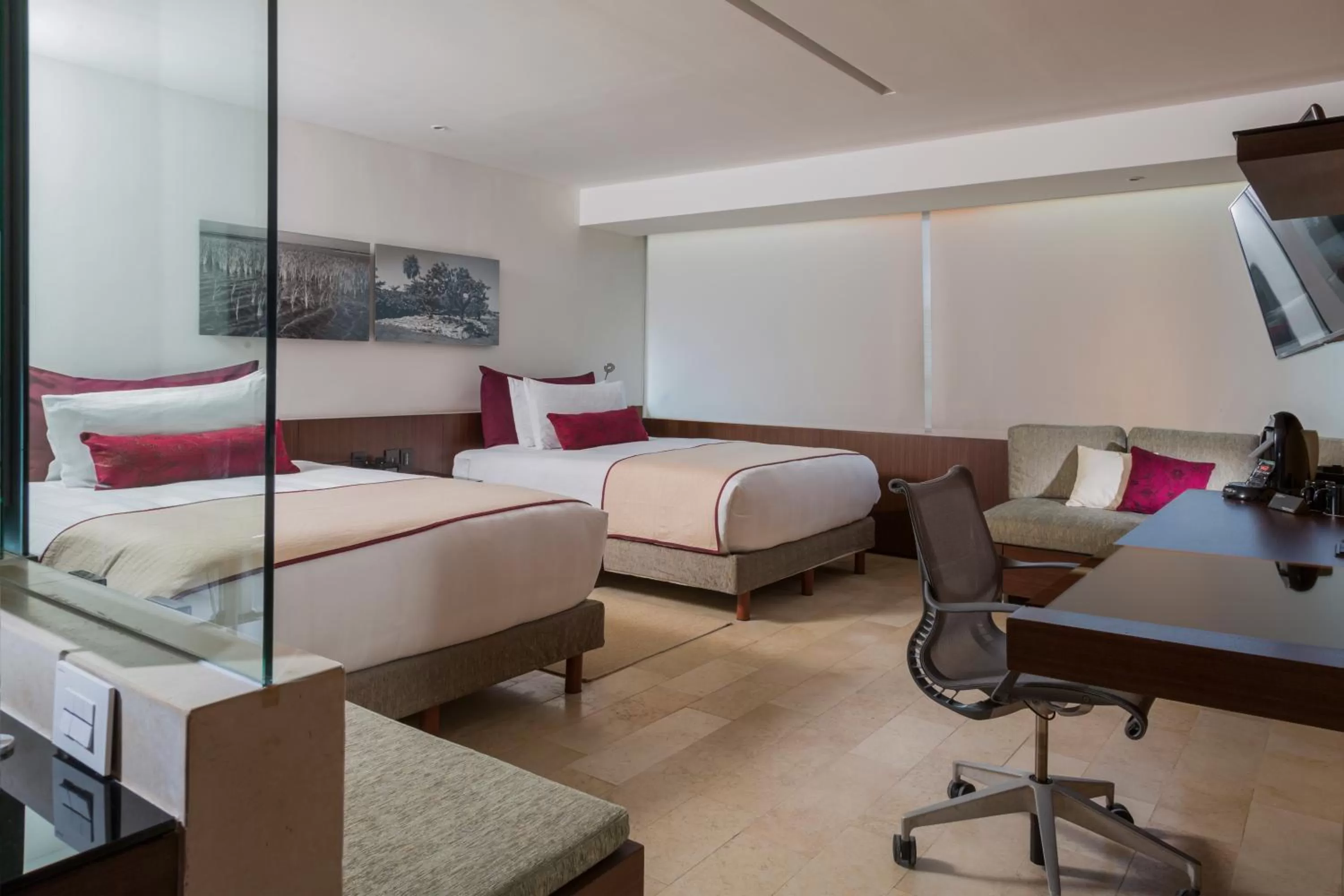 Bed in Presidente InterContinental Cancun Resort